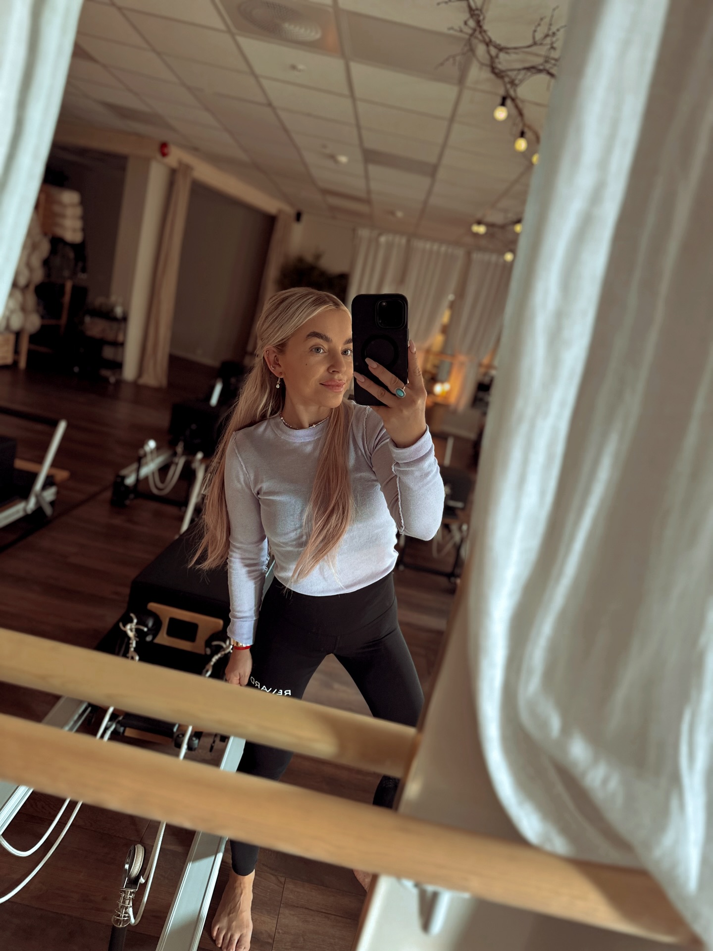 𝑴𝒂𝒓𝒄𝒉 𝒎𝒂𝒏𝒕𝒓𝒂 = 𝒍𝒐𝒄𝒌𝒆𝒅 𝒊𝒏 🔐
𝑯𝒆𝒍𝒍𝒐 𝑨𝒑𝒓𝒊𝒍 𝒆𝒏𝒆𝒓𝒈𝒚 💫
Grateful for my clients, students & family always ✨