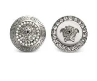 VERSACE EARRINGS FOR WOMEN
https://bit.ly/37hBYgo
גילוי נאות: לא מקבלת תמורה עבור הקניות שלכן ברשת #עגילים #ציפיתמשי #בלוגרית #silkpillowcase