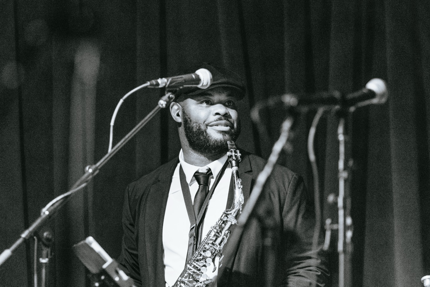 Music helps us remember special moments, so allow me to help create those lasting memories. 🎶🎷