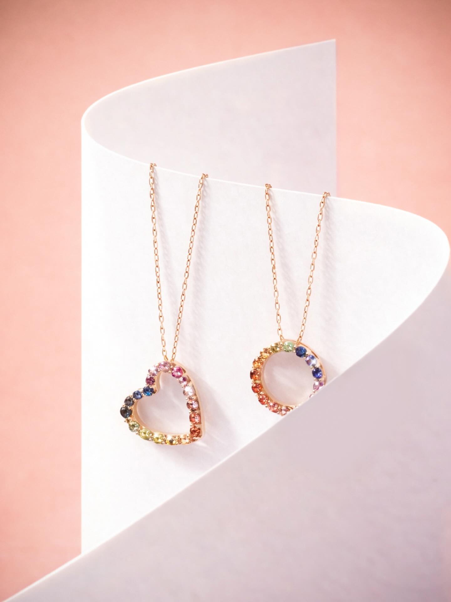 Two pendants, each brought to life with vivid coloured sapphires set in warm rose gold.
One heart pendant. One circle of life pendant. Both designed to celebrate colour, meaning, and timeless beauty.
Discover the charm of fine jewellery made to stand out with elegance.
๐ 012 460 7231
๐ง mmf@alexa.co.za
๐ www.viennajewellers.com
#ViennaJewellers #ColouredSapphires #RoseGoldJewellery #HeartPendant #CircleOfLifePendant