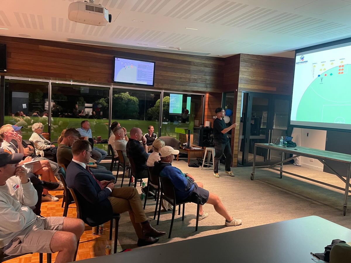 2026 Knights Coaches session!!!
Go Knights!!!
#eastmalvernknights #goknights #onceaknightalwaysaknight