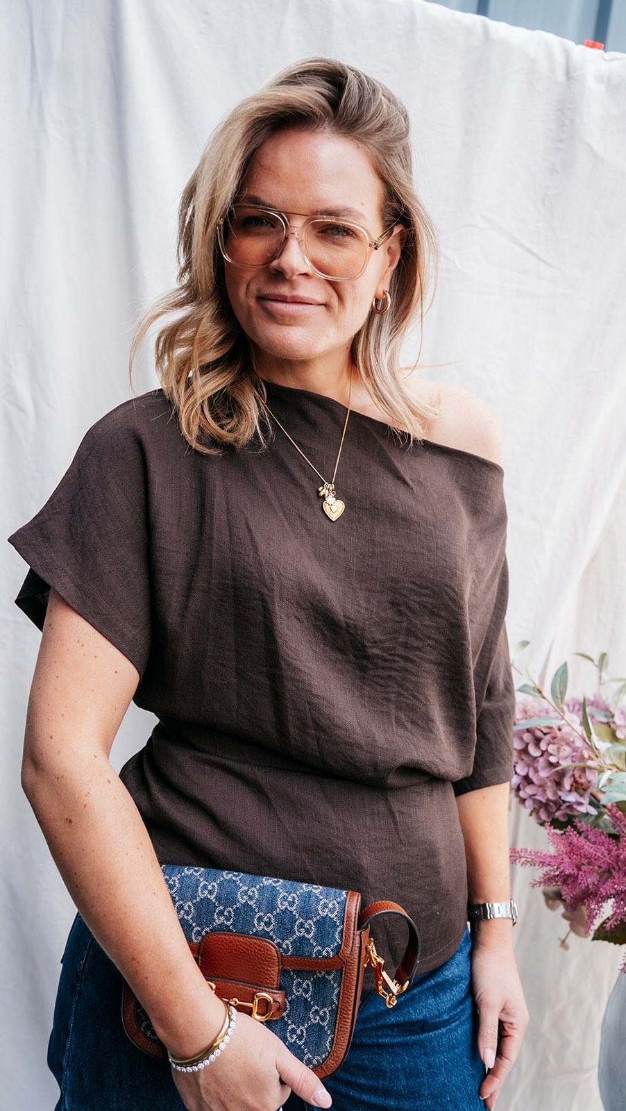 Hoe mooi is de Olivia top? 🫶🏻
Beschikbaar in 3 verschillende kleurtjes💛
Shop ze online of in de winkel✨
www.juliabybb.com
#juliabybb #juliaturnhout #webshop #ootd