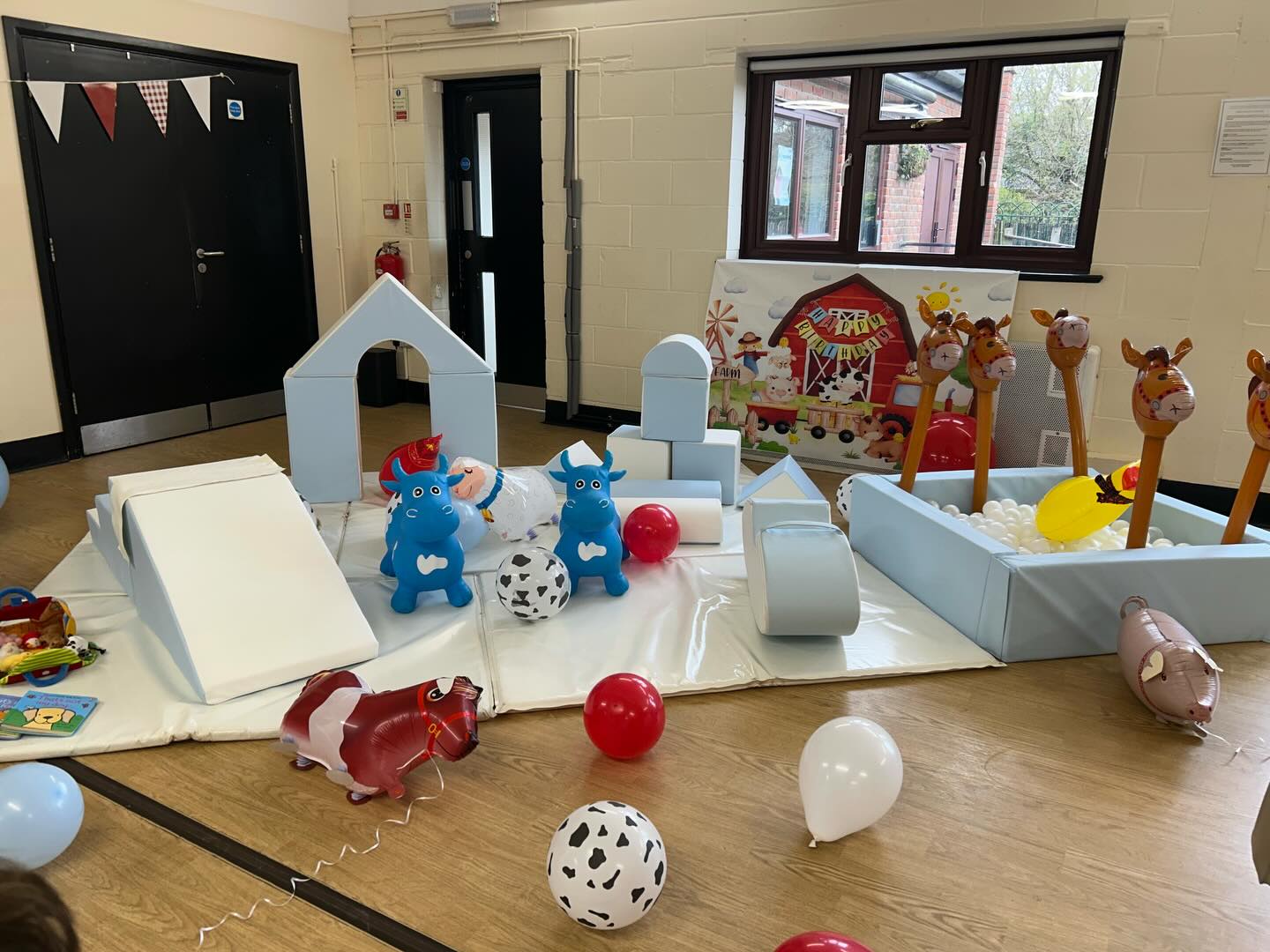 Thank you to our customers who have hired our diy packages and sharing the photos 😍
Another great example to share of our blue and white option
Thank you for returning to dedicated to detail ltd
We loved being part of your special day 🎈
Hope you had a lovely time celebrating 🎉
⭐️New packages for 2026 ⭐️
Secure with a low deposit payment
Flexible payment plans
Enquire now to see if your date is free
Www.dedicatedtodetailltd.co.uk
💕
#softplay #balloondecoration #barbie #bouncycastle #childrensbirthday