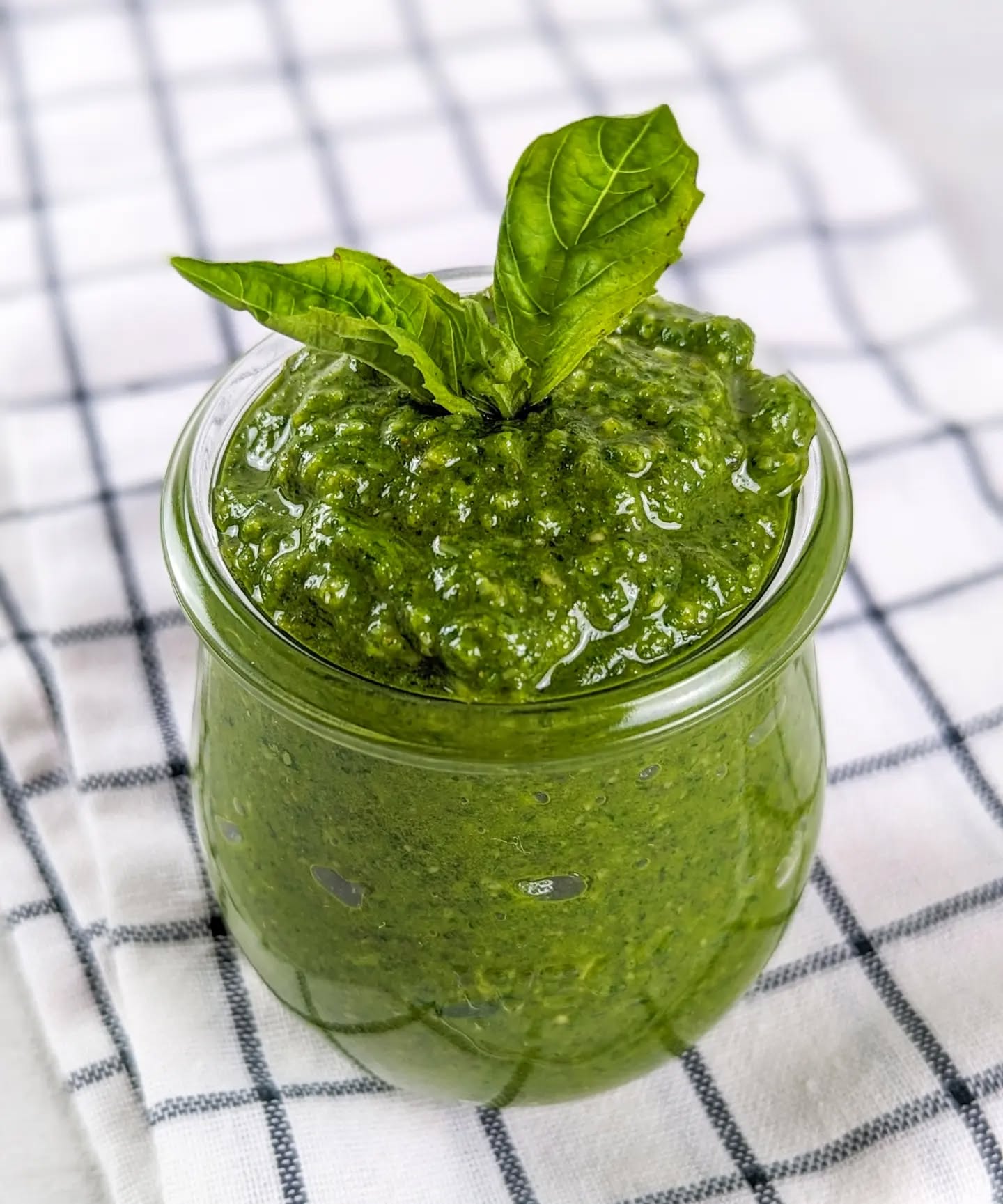 My favorite go-to pesto recipe is now on the blog! This is a great way to get more greens in your diet! 🥬
.
Link in bio
.
.
.
#parsleyandspice #pesto #spinach #eatyourgreens #pepitas #pumpkinseeds #nutritiousfood #spinachpesto #nutfree #oliveoil #simplerecipe #iron #foodphotographer #foodblog #healthyrecipes #recipeblog