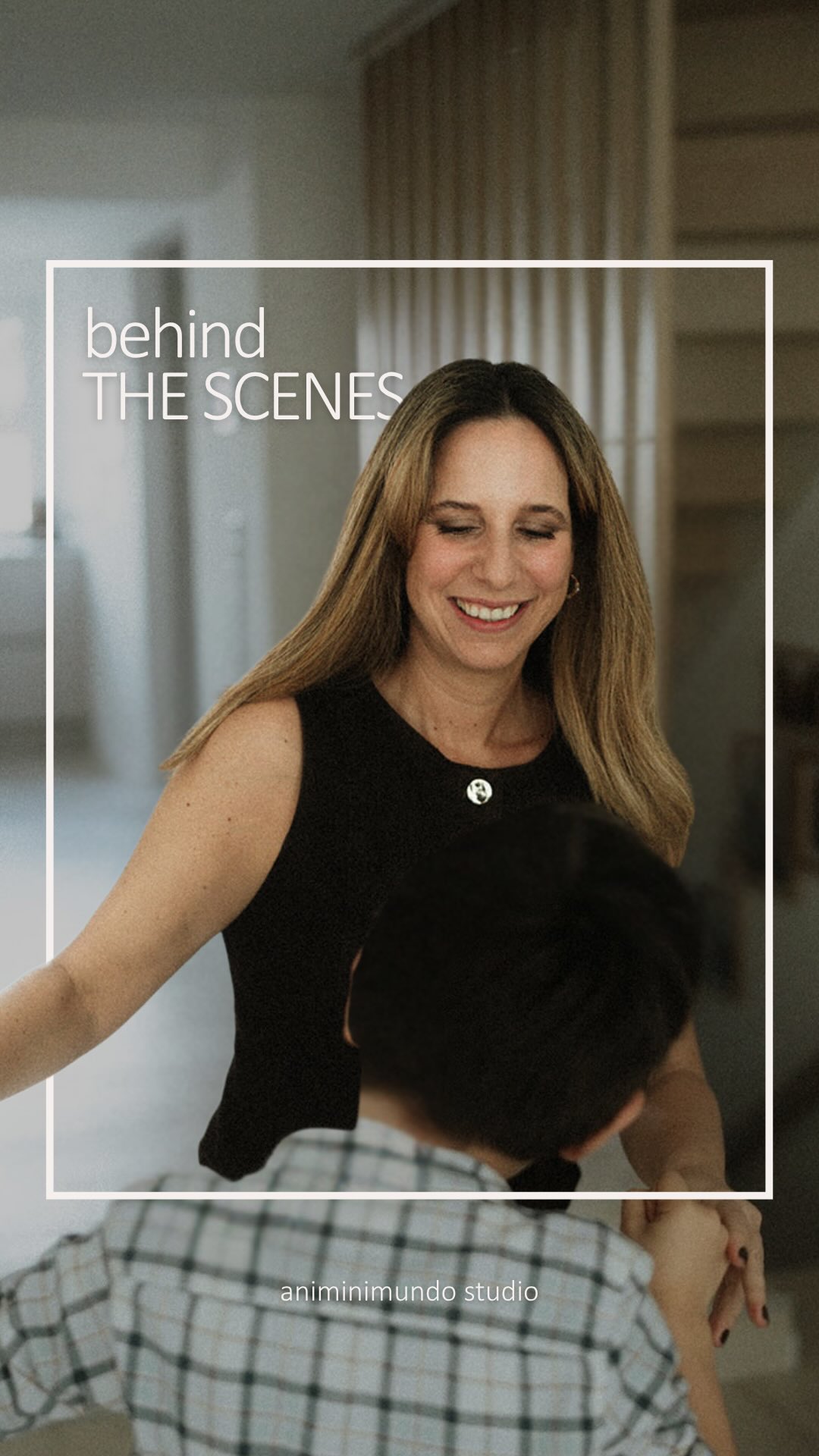 Einfach ein paar kleine Ausschnitte aus meinem Alltag als Illustratorin. 🎬
Zwischen Kunden-Calls, Produktfotografie, Bestellungen verpacken und ein bisschen frischer Luft. ☀️