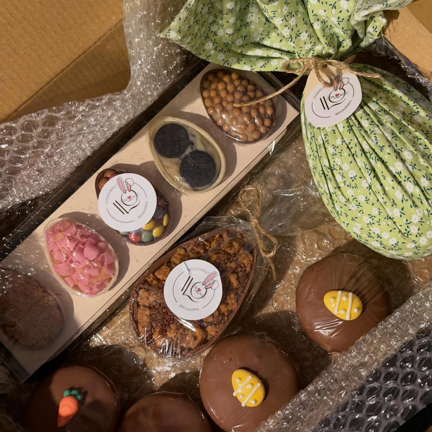 And just like that… Easter is here 🐣✨
All orders are out, the kitchen is finally quiet, and my heart is so full 🤍
I just want to say the biggest THANK YOU to everyone who ordered, shared, supported, and trusted my work this season. Every single order truly means the world to me.
This was such a special Easter 💛 and it wouldn’t have been the same without you.
Now it’s time to slow down a little, enjoy the moment, and maybe eat some chocolate too 🍫🐰
Happy Easter 🤍