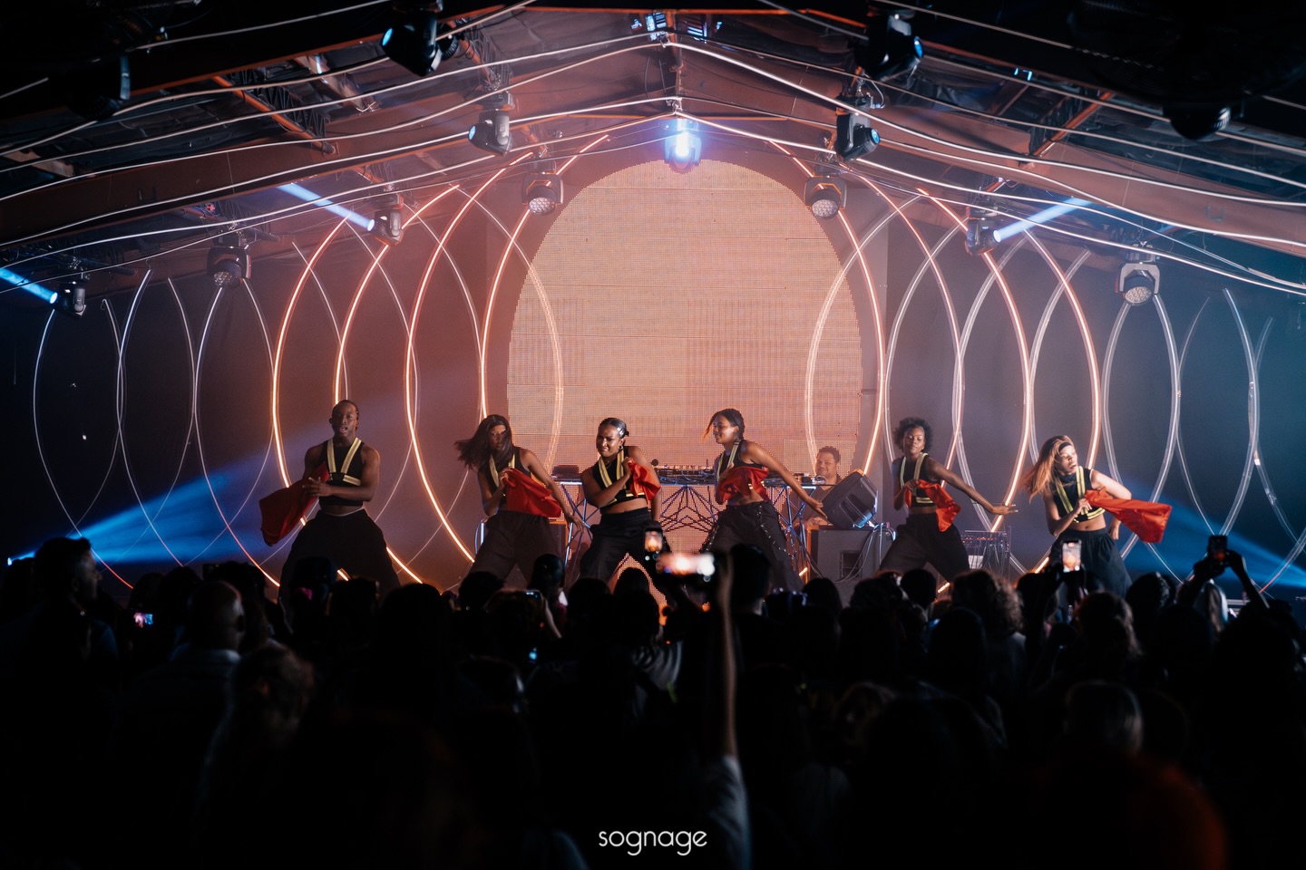 Some killer shots of the performances from last weekends @kpoptakeoverevents 🔥
What a fascinating event!
It’s always awesome to try new things, and this was no different!
📸: @alexi_wolf
🐙🐙🐙