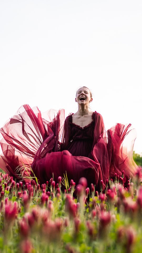 Ich suche dich!
Um Dienstag ganz spontan vor den berühmten Kirschblüten Fotos zu machen?
Am liebsten eine babybauch mama um die 30 SSW Woche.
Oder eine Mami mit einem Baby.
Du musst mit der Veröffentlichung einverstanden sein.
Schick mir ein Bild von dir, und dann bist du schon im Auswahltopf drin ❤️
.
.
The-mirror-box@gmx.de
www.the-mirror-box-photographie.de
.
.
#rombergpark
@ruhrnachrichtendortmund
@dortmundmitkind
@stadt_dortmund