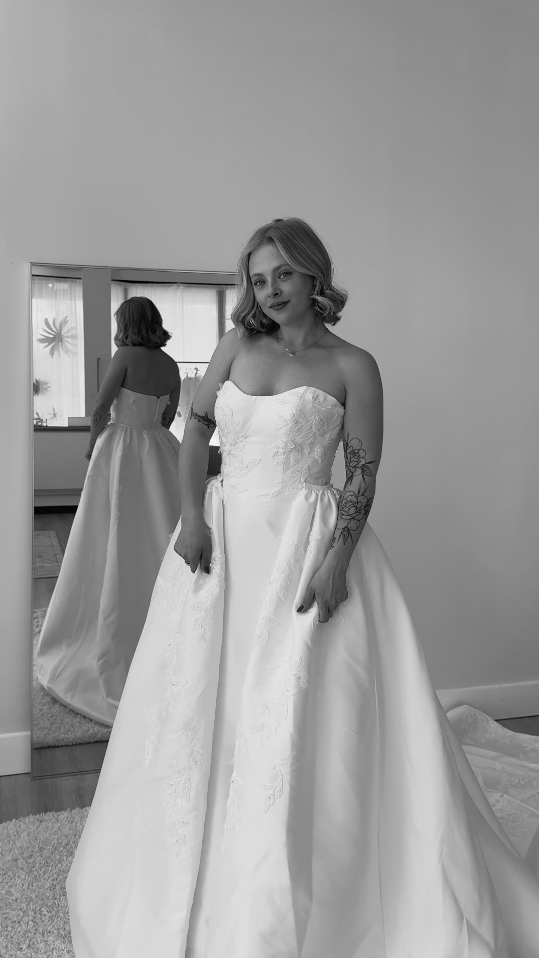 Hannah Montana trending in 2026 wasn’t on our bingo card, but we were feeling inspired ✨
The fabulous @madelineseriophotography wears @martinalianabridal 1942 with matching detachable overskirt 🤍
/
wedding dress inspiration, bridal fashion trends 2026, luxury wedding dresses, modern bridal style, bridal boutique experience, wedding dress shopping, bridal aesthetic, couture bridal gowns, Hannah Montana revival, best of both worlds, Miley Cyrus