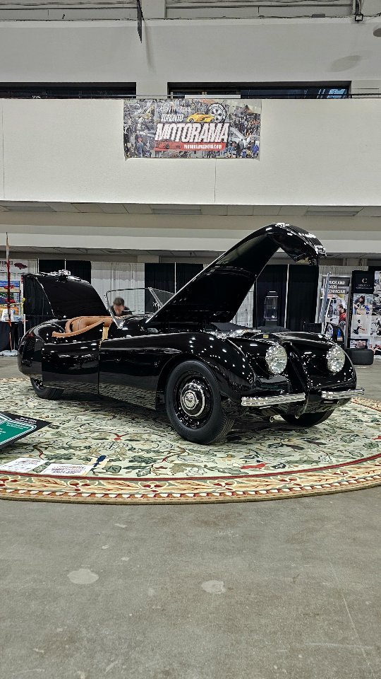 Elegant and sporty. Exactly what a 1950 Jaguar XK120 was built for.
Bueatiful restoration done by @bodymotive_services @adam_pettengill_media and many others involved in this.
Pleasure to bring this piece of art to the highest standards. From the SF Spa....to getting top 10 at @motoramashow always a great experience.
Corrected.Perfected.Protected
@cquartzfinest