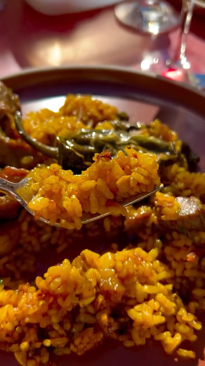 🔥 NOUVELLE RECETTE 🔥
Paella terre au porc & pimientos de Padrón 🫑
Un grand succès ❤️
#paella #traiteurespagnol #cuisineespagnole #paellalovers #traiteurmontpellier