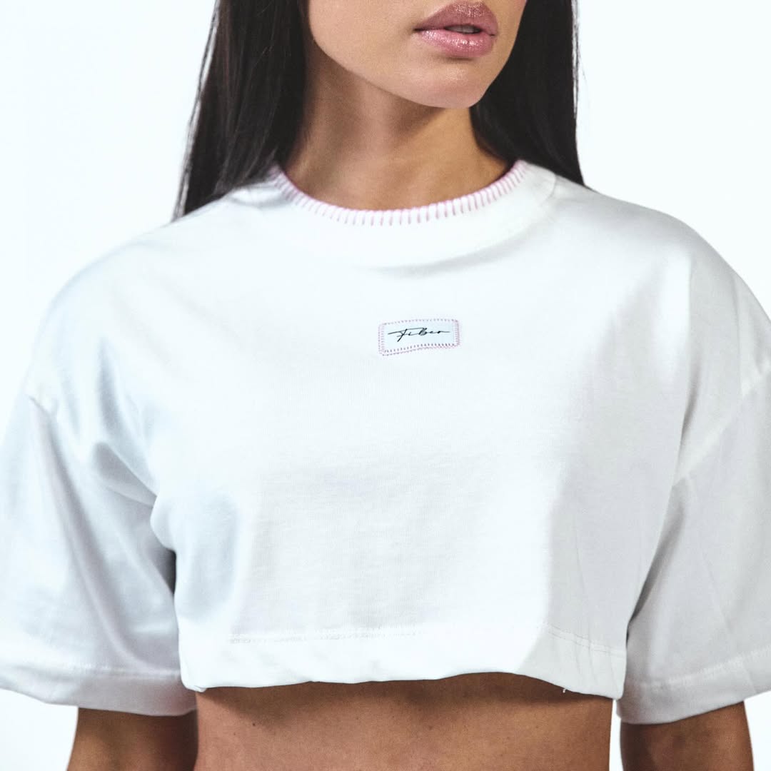 Vacation mode on ✨
Porque sentirte linda, cómoda y Girly… también es parte del viaje.
TSHIRT DISPONIBLE
https://www.fibermexico.com/