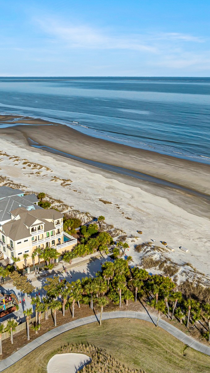 Two bedroom, two bath villa located in Hilton Head Resort! Fully furnished and recently refreshed with new pant, and it’s completely turnkey! But what makes this property special is the resort style amenities! Indoor and outdoor pools, tennis courts, fitness center, and even a private beach shuttle!
Send me a message for rental numbers or a private showing!
Listed and market by Michelle Garbade, Realtor with Charter One Realty.