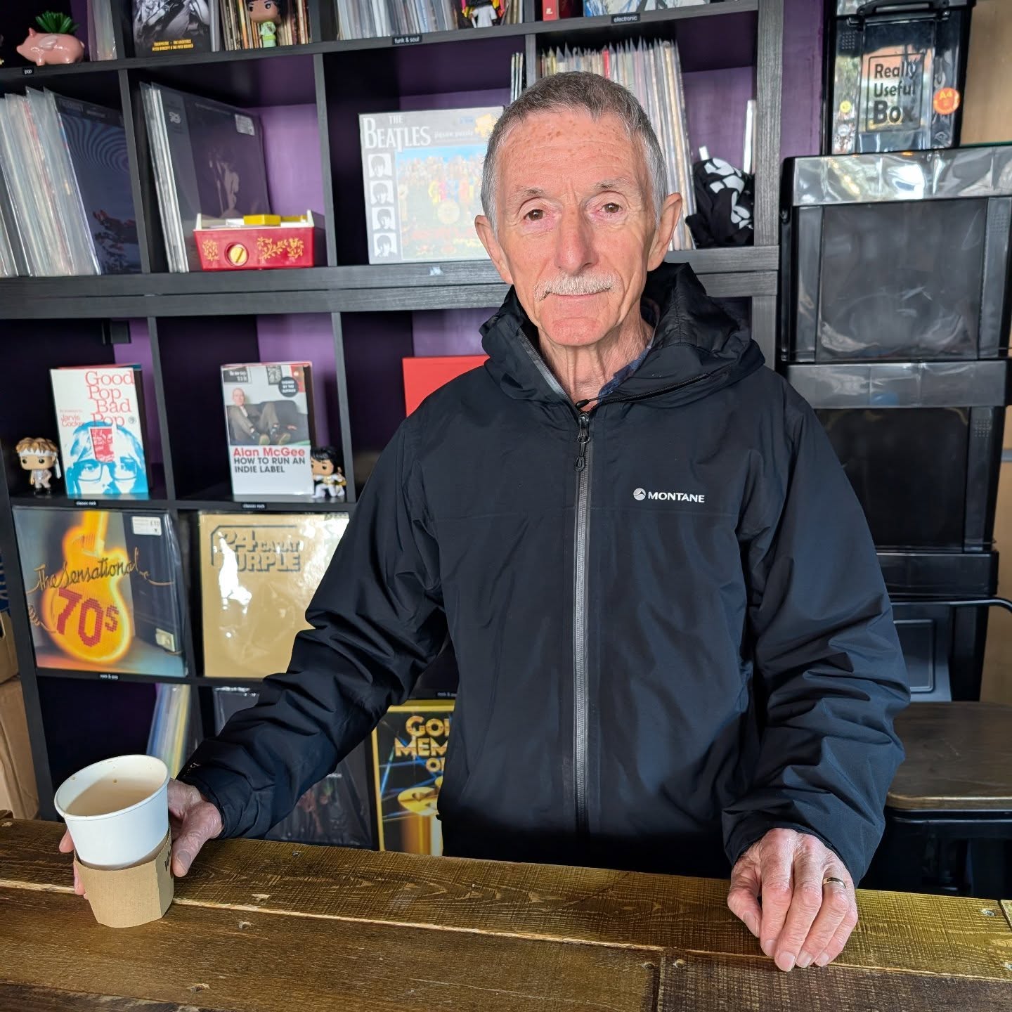 Bore da.
The doors are open for a brand new week here at the second 45.
We've got a new lad doing a work experience shift in the shop today so please go easy on him.
Also, don't let him have any more coffee. He's had more than enough.
Open 10-3 today and 10-5 the rest of the week.
#thesecond45 #llanellirecordstore