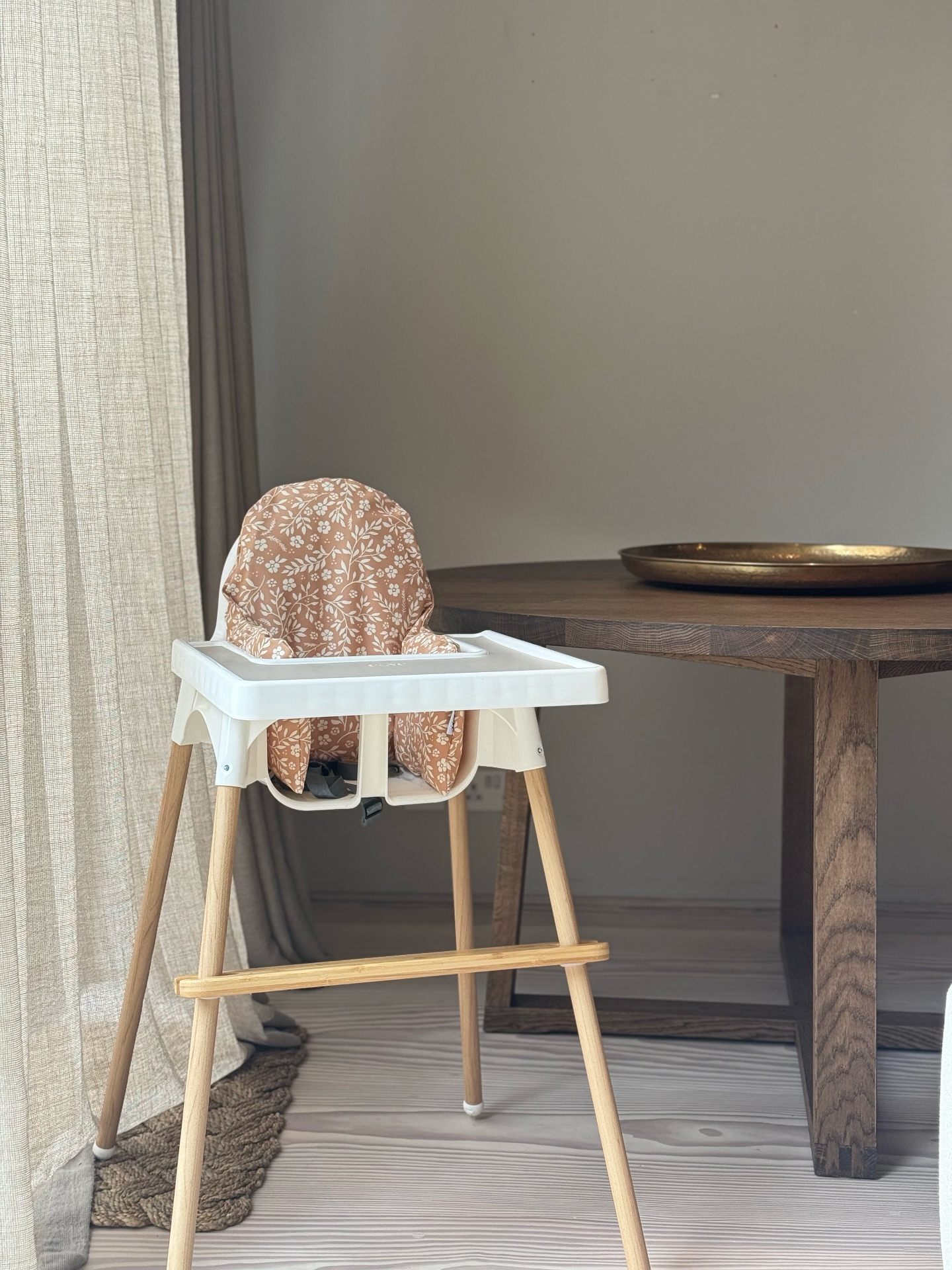 A little obsessed with this one. The Wildflower bundle.
#highchair #weaning