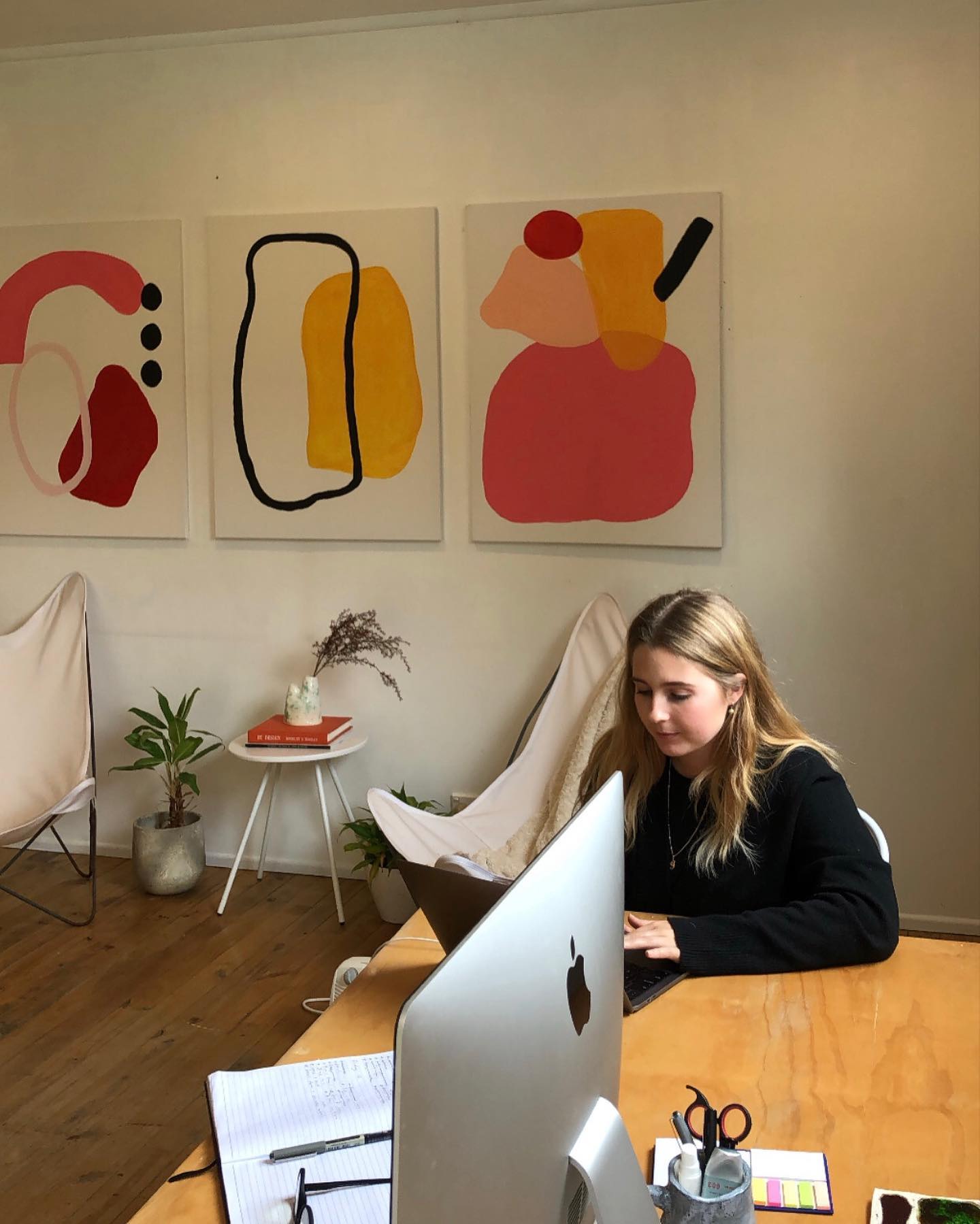 I’ve been lucky enough to mentor the lovely Grace for the last two months 💛 Grace is in her third year of university studying communication design at AUT. Has been so nice having you in the studio @graciemcfadden_ ❣️ @gracemc.design