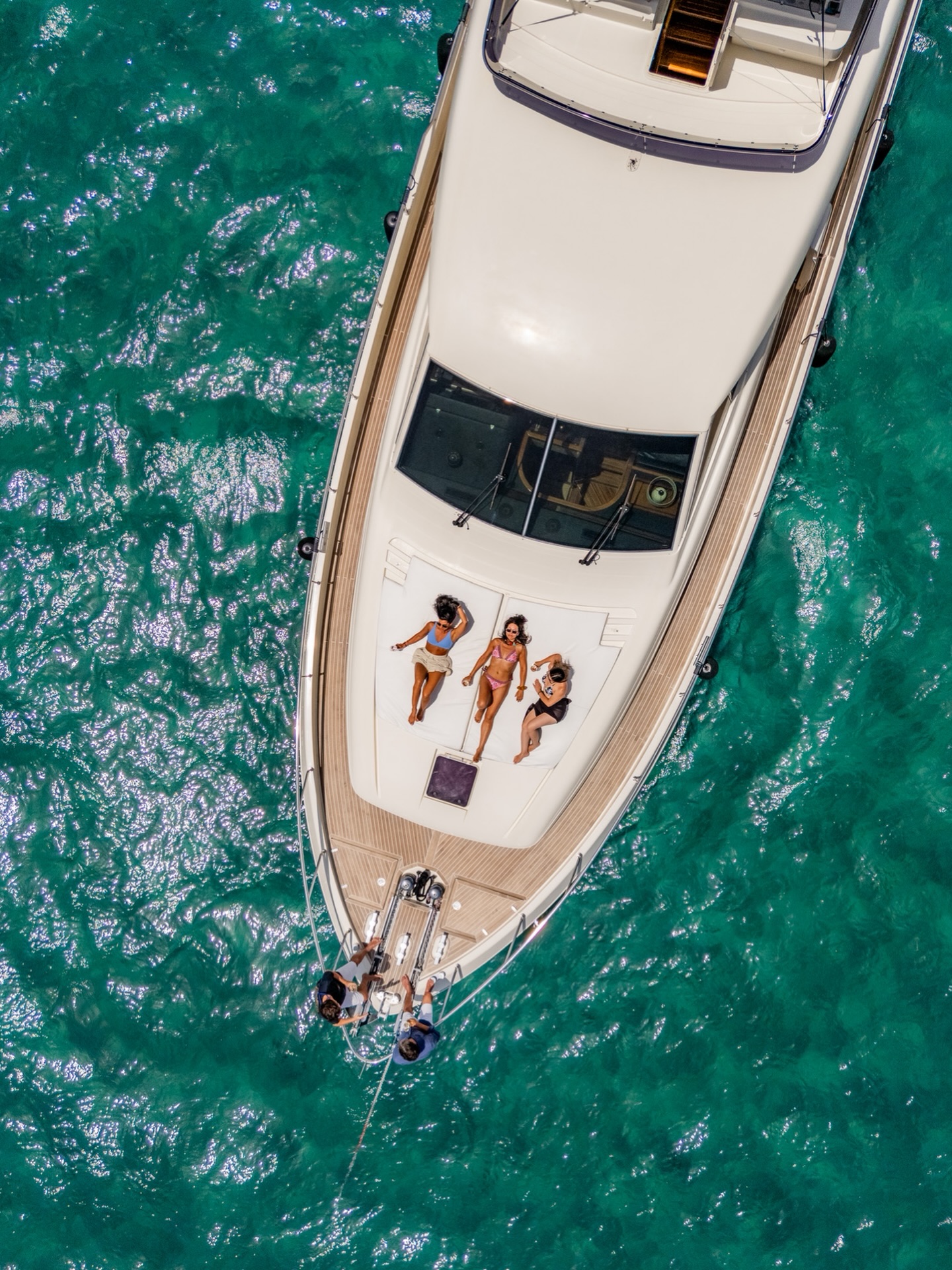 Summer is finally here… and the sea is calling!
Time to trade routines for ocean breezes, schedules for endless sunsets, and stress for pure freedom 🌊
Are you ready to live it?
#rentalboatsmarbella #Sea #marbellayachts #MontyCharter