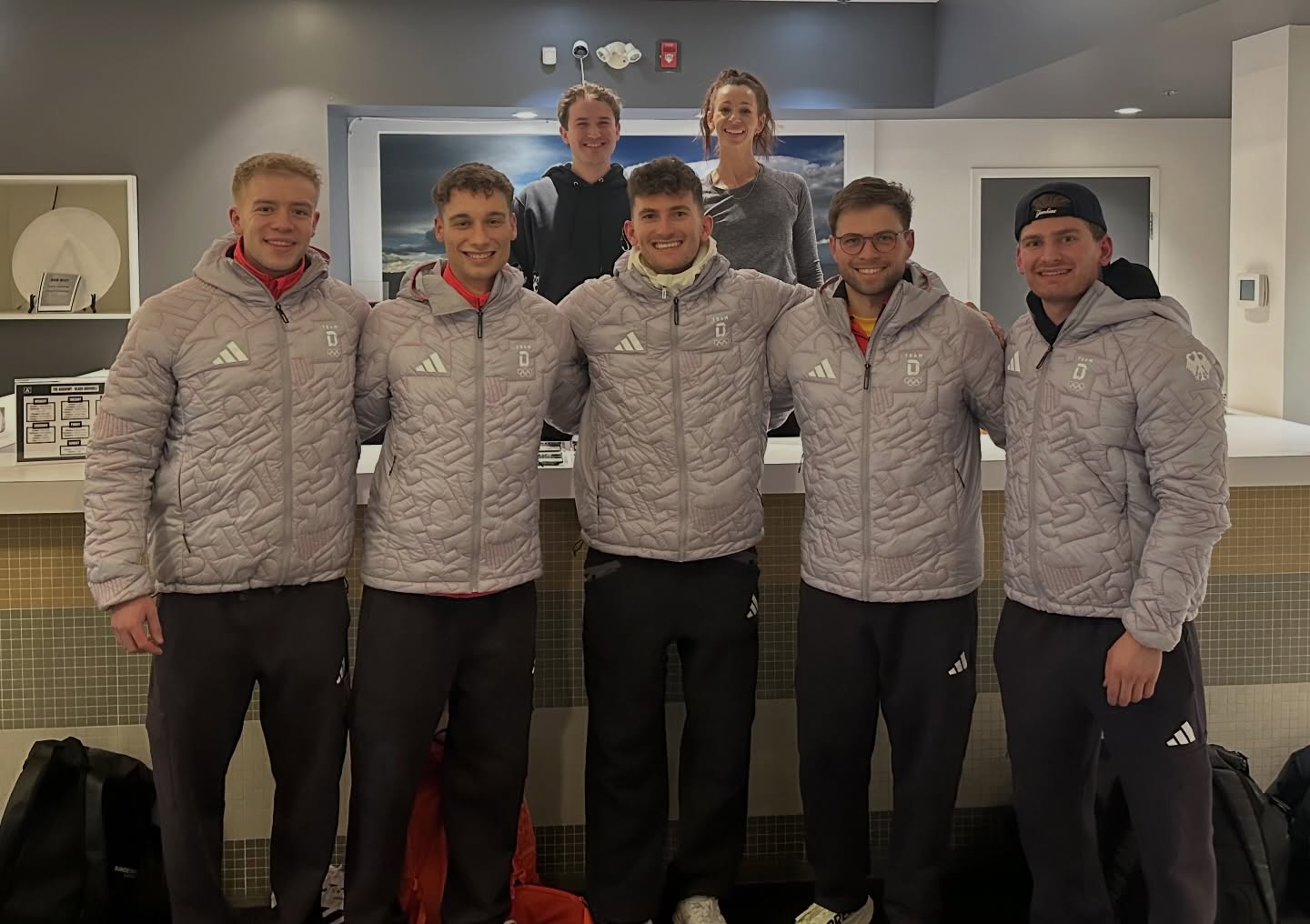 Men’s Olympic curling team from Germany at The ACADEMY! 🥌🧊
#yycfitness #yycfit #yycfitfam #calgaryfitness #calgaryfit