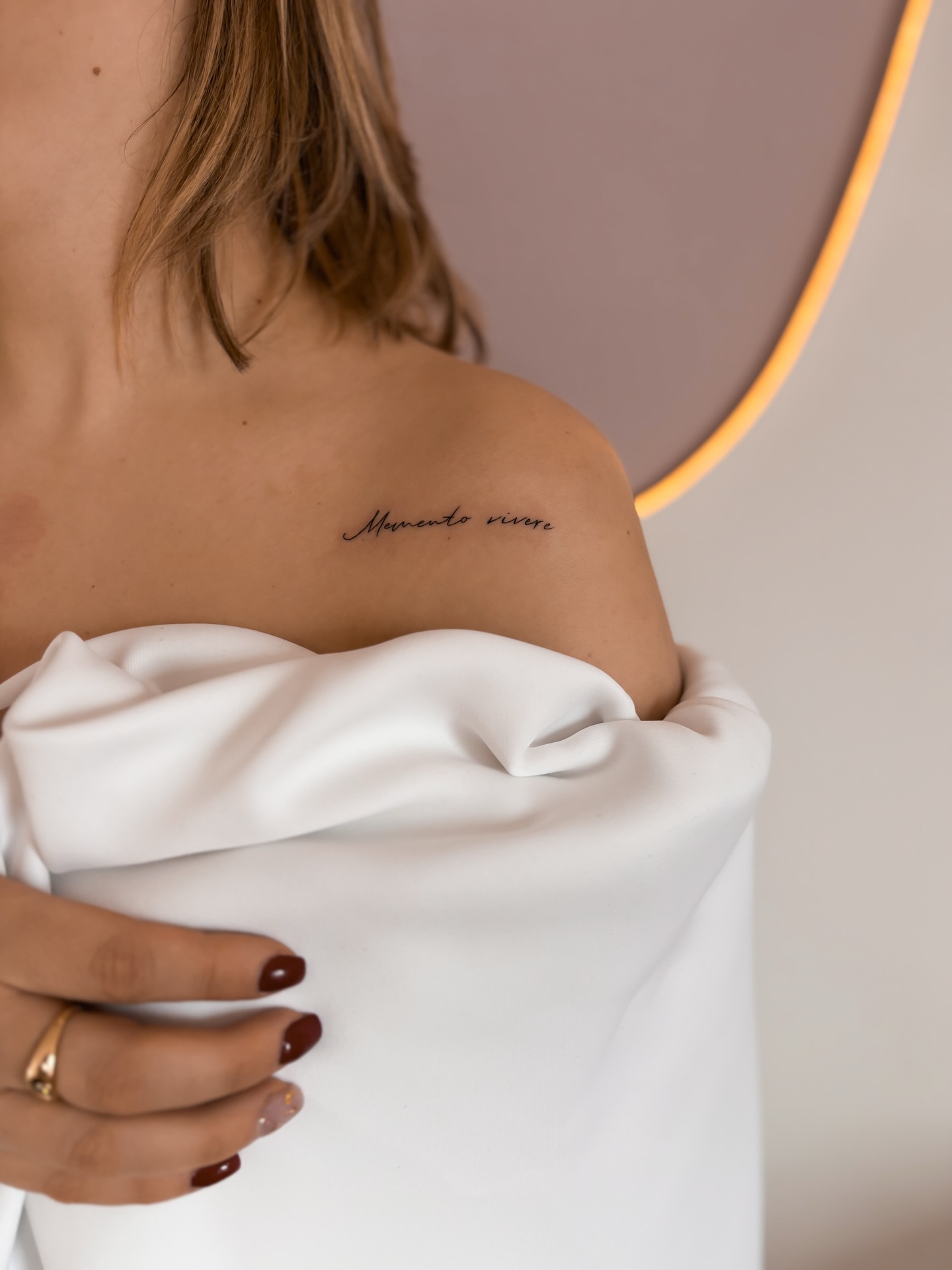 Some tiny little things I haven’t posted yet ✨
#tattooartist #tinytattooideas #writingtattoo #femininetattoo #finelineart