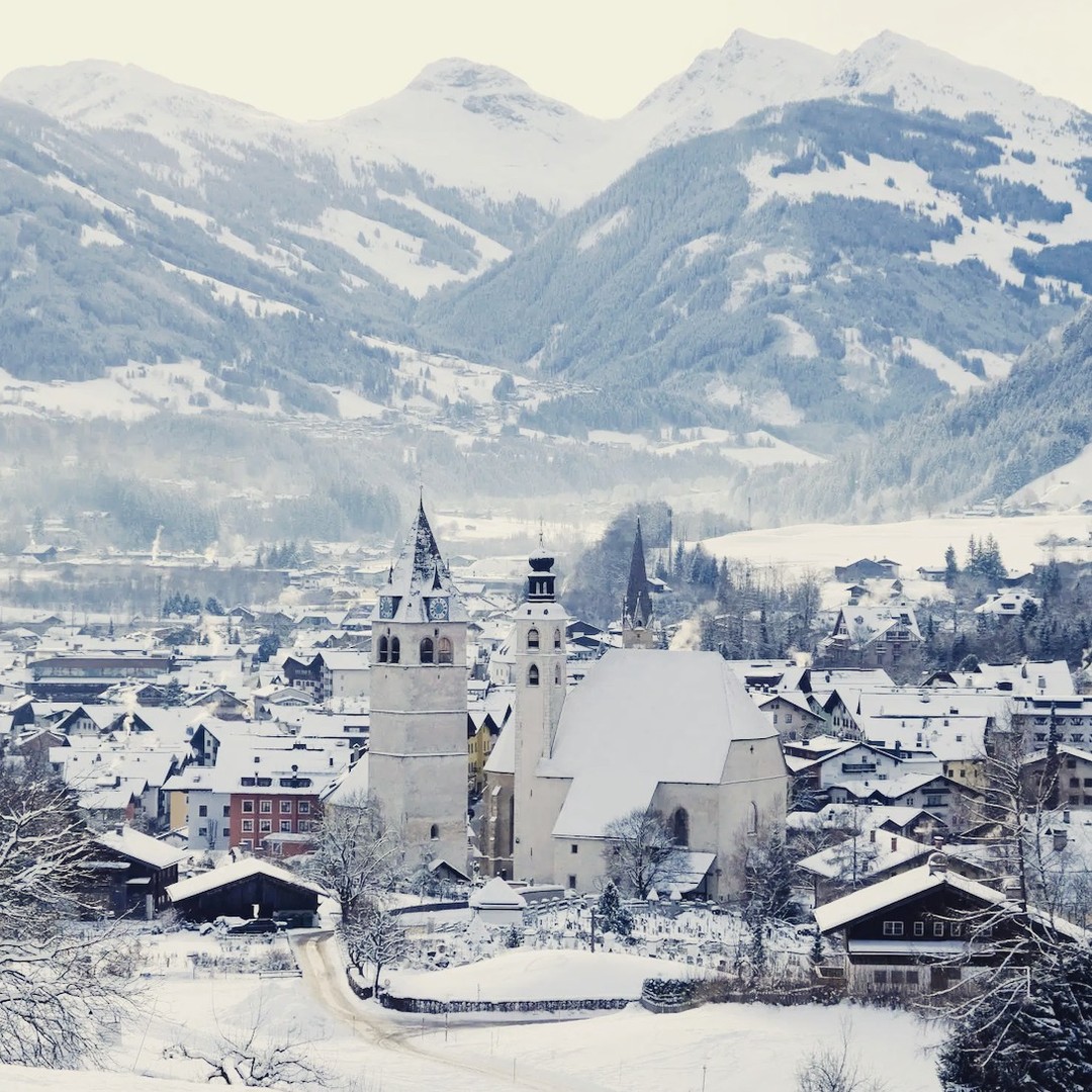 I sent skiers to Kitzbühel Ski Resort in Kitzbühel, Austria two weeks ago, staying in a one bedroom suite at the beautiful The Hotel Kitzhof Mountain Design Resort. After a wonderful day of skiing they enjoyed the Finnish style sauna and Après ski cocktails at the hotel. Kitzbühel is a cute little Alpine town and not to be missed. Ski lift ticket: $75 #monterratravel #austria #skiing #skivacations #europetravel #kitzbühel #Tyrolean #hotelkitzhof #virtuosotravel #kitzski