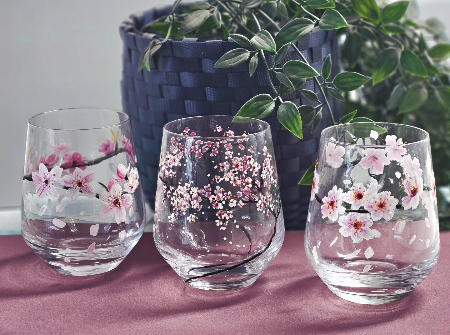 Blossom workshop! Schrijf je snel in, er zijn nog enkele plaatsen.
Heb je reden tot een feestje en wil je wat origineels doen? Dat kan, ook op locatie! Stuur me een berichtje lisa@pastellum.nl
www.pastellum.nl onder kopje workshops om in te schrijven