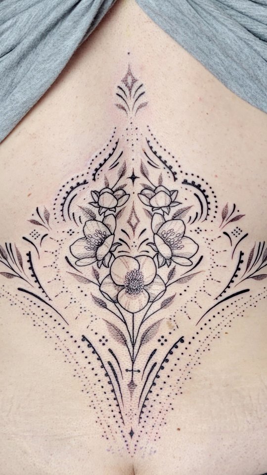 Another baddie who completed this least piece in one long sitting. I know the lower back was my LEAST favorite spot when I had my back tattoed.
I absolutely love the concept of complementary pieces on the front and back of her torso. Also, it's so fun and rewarding to see a healed tattoo.
Thank you!
#ornamentaltattoo #dotworktattoo #tattoo #abbotsford #comoxbc