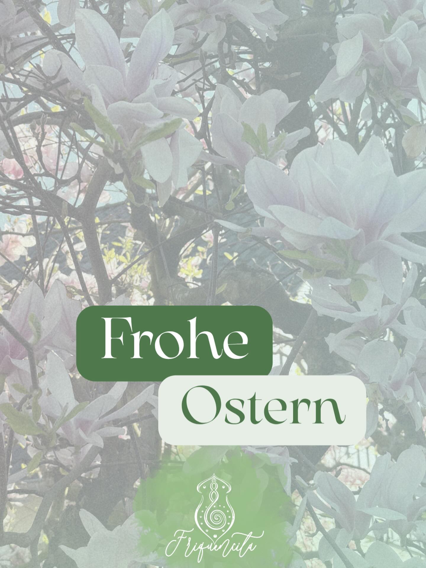 Frohe Ostern ihr Lieben.
Der Frühling ist endlich spürbar. Überall beginnt etwas aufzublühen, Knospen öffnen sich, die Tage werden heller und die Natur erinnert uns ganz still daran, dass nach jeder Ruhephase wieder neues Leben entsteht. Genau in dieser Zeit liegt auch die Energie des Osterfestes und der Tag und Nachtgleiche, dieser Moment im Jahresrad, in dem Licht und Dunkel wieder ins Gleichgewicht kommen und alles langsam in Bewegung gerät.
Und eigentlich zeigt uns sogar das Wetter gerade genau diese Bewegung. Mal Sonne, mal Wolken, mal ein Hauch von Wärme und dann wieder frische Luft, als würde sich auch draußen alles neu sortieren und in Ausgleich bringen. Genau so fühlt sich diese Zeit im Jahr an. Nichts ist mehr ganz Winter, aber der Frühling breitet sich Schritt für Schritt aus und überall beginnt etwas zu wachsen.
Vielleicht verbringst du diesen Sonntag mit deiner Familie beim Eiersuchen, vielleicht sitzt du irgendwo draußen in der Sonne, vielleicht nutzt du den Tag einfach, um ein bisschen durchzuatmen. Was auch immer heute für dich ansteht, ich wünsche dir einen wunderschönen Ostersonntag, viel Wärme im Herzen und kleine Momente, in denen du spürst, wie lebendig diese Zeit gerade ist.
Der Frühling erinnert uns daran, dass auch in uns immer wieder etwas neu wachsen darf.
Frohe Ostern 🤍
#froheostern #frühling #jahresrad #achtsamleben #sonntagsgefühl