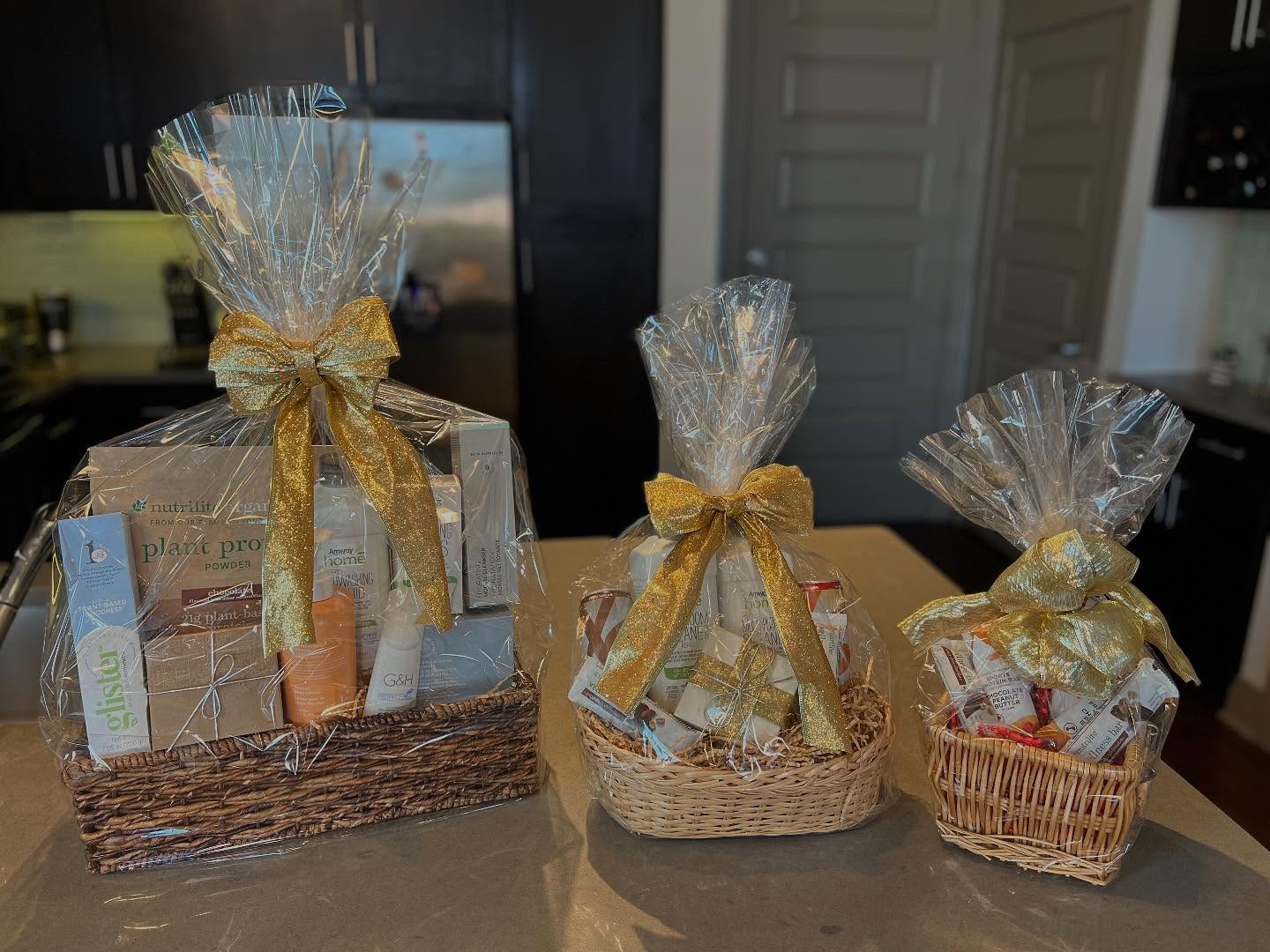 This holiday season, show your customers or loved ones just how much you appreciate them with our beautiful gift baskets! 🎁✨ Packed with exclusive, plant-based products, they’re the perfect way to spread joy—and save someone a trip to Target (especially handy for those settling into a new home). ❤️ Let’s make their day extra special! #giftbaskets #giftsforrealtors #giftsindallas #giftsforrealestateagents #gifts #holidaysgifts #giftsforcustomers #housewarminggifts