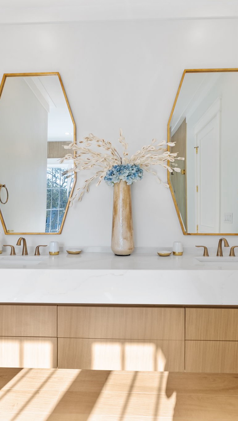 Design is more than how a space looks—it’s how it makes you feel.
This bathroom was created as a quiet escape: soft textures, calming tones, and a layout that invites you to slow down, float, and truly unwind.
Every detail is intentional. Every moment, elevated.
📍2900 S County Highway 395, Santa Rosa Beach, FL 32459
#interiordesigners #designtips #interiordesign #bathroom #30ainteriordesign