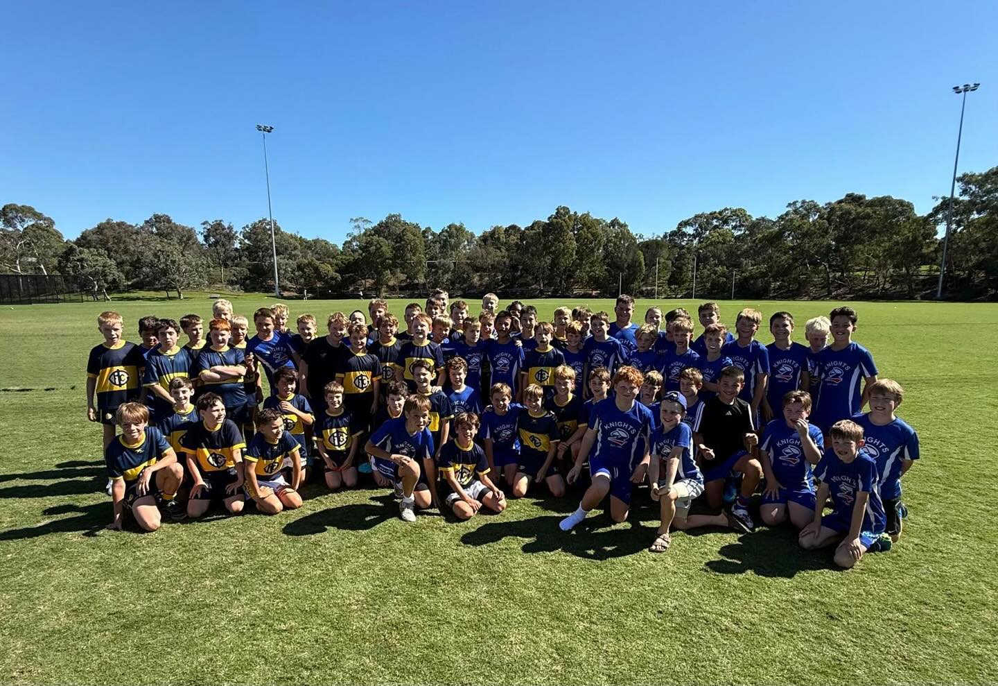 Great day on Sunday at Basil Reserve for the U11s with the inaugural ‘Gardiners Creek Clash’ against @glenirisgladiators
A really successful afternoon, It was strongly supported by both clubs with almost 80 kids participating.
Hoping we can make it a regular fixture event each pre-season.
Go Knights!
#goknights #eastmalvernknights #onceaknightalwaysaknight