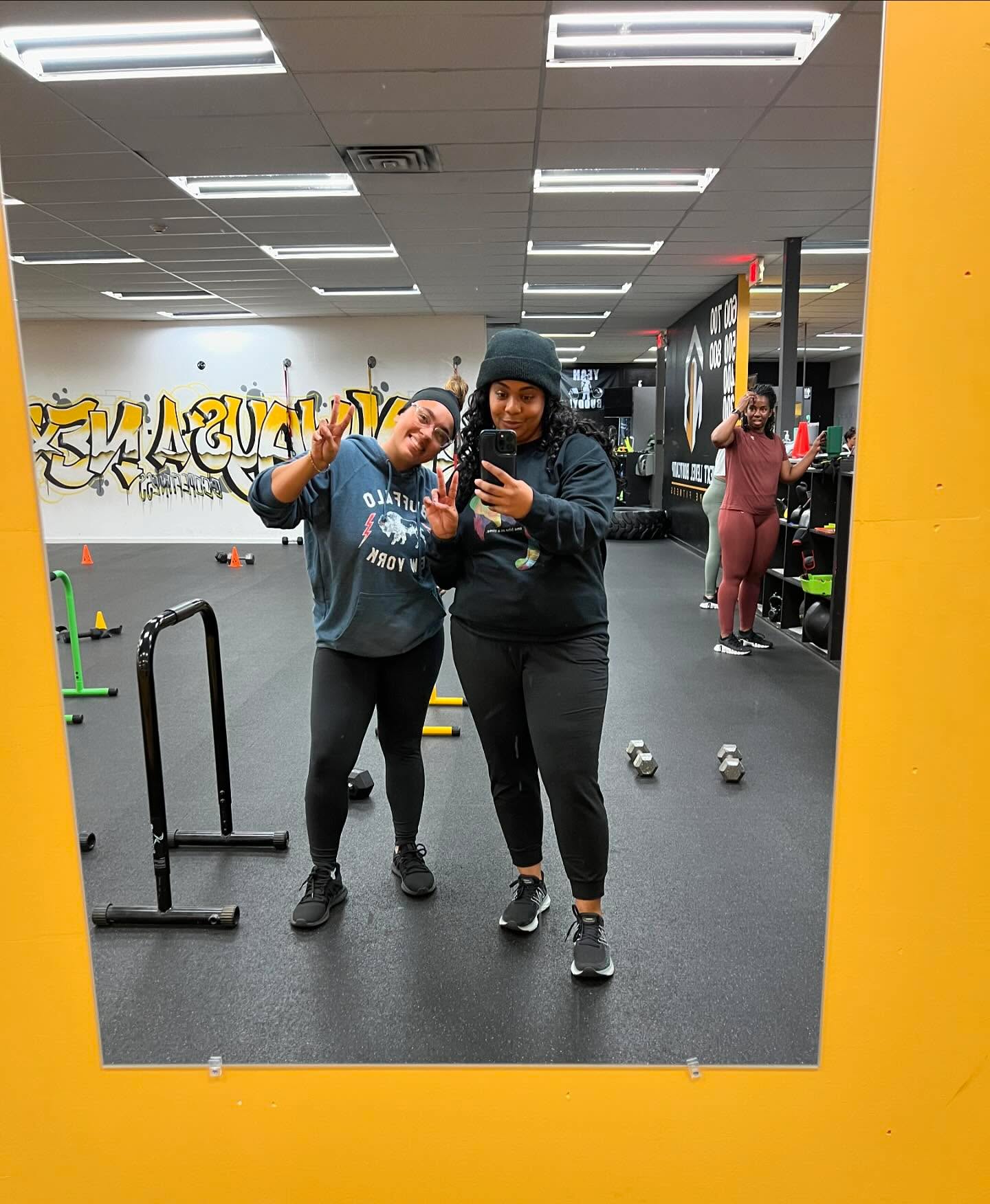 Ms Kelly and Mrs Sam working out at 5:30am together! All of you who work serving others, remember to serve yourself too! Health is wealth!
LOCATION: @nextlevelbootcampwny