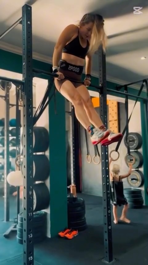 Yoh!
Look at the strong women we have in our amazing community! You make us so proud.🥹
CrossFit Games Open Quarterfinals 26.0 🔥
📹: @mitchazy 🙌🏻🫶🏻
#deepsouthcrossfit #jointhepack #crossfitcommunity #crossfitgamesopen #crossfitgamesquarterfinals2026