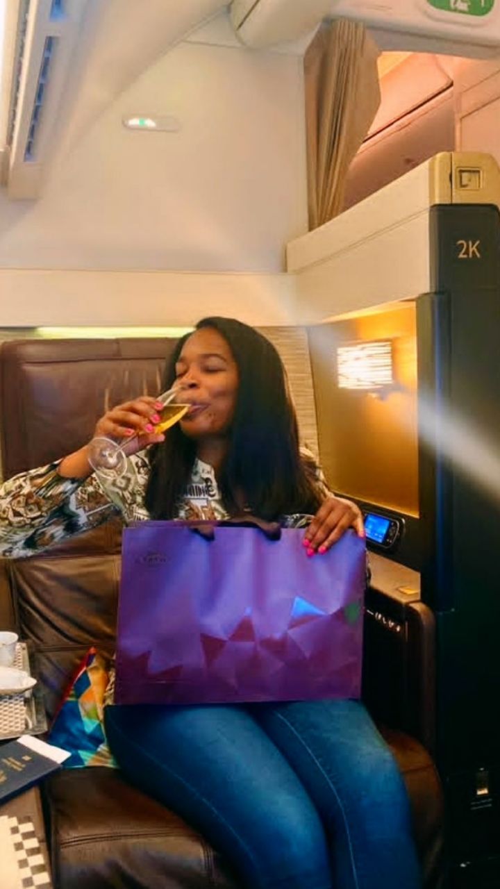 First class vs business class, do you actually know the difference? 👀
Because most travelers don't & honestly I get it, I used to mix them up too!
The biggest misconception I see all the time is travelers saying they flew first class when they were actually in business class. Both are amazing experiences but they are NOT the same thing ✈️
Here's the real difference ⬇️
THE SEATS: Yes first class seats are bigger but it goes beyond size. First class typically has only 4-8 seats total which means fewer passengers and much more personalized service.
THE FOOD: Business class food is great. First class food is an experience, think lobster, caviar service & top shelf alcohol. Not the same 🥂
THE LOUNGES: This is the one most people forget, first class passengers get access to completely separate airport lounges with fewer people, better food, better alcohol & extras like spa services. Business class lounges are nice. First class lounges are next level.
So next time someone tells you they flew first class, now you'll know whether they actually did 😂
Let me know in the comments, have you ever flown true first class? 👇🏾
If you're new here, Hi! I'm Ashley 👋🏾 & I've spent almost 6 years traveling, eating, exploring & living full-time in hotels on about $500 a week & I document everything so you can do it too.
My best travel tips, hotel deals & real travel strategies are on my blog, Travel Tips For Broke People at www.InSearchOfTraveler.com/blog so go check it out, it's completely free 🙌🏾
#etihadfirstclass #blacktravelmovement #blacktravelfeed