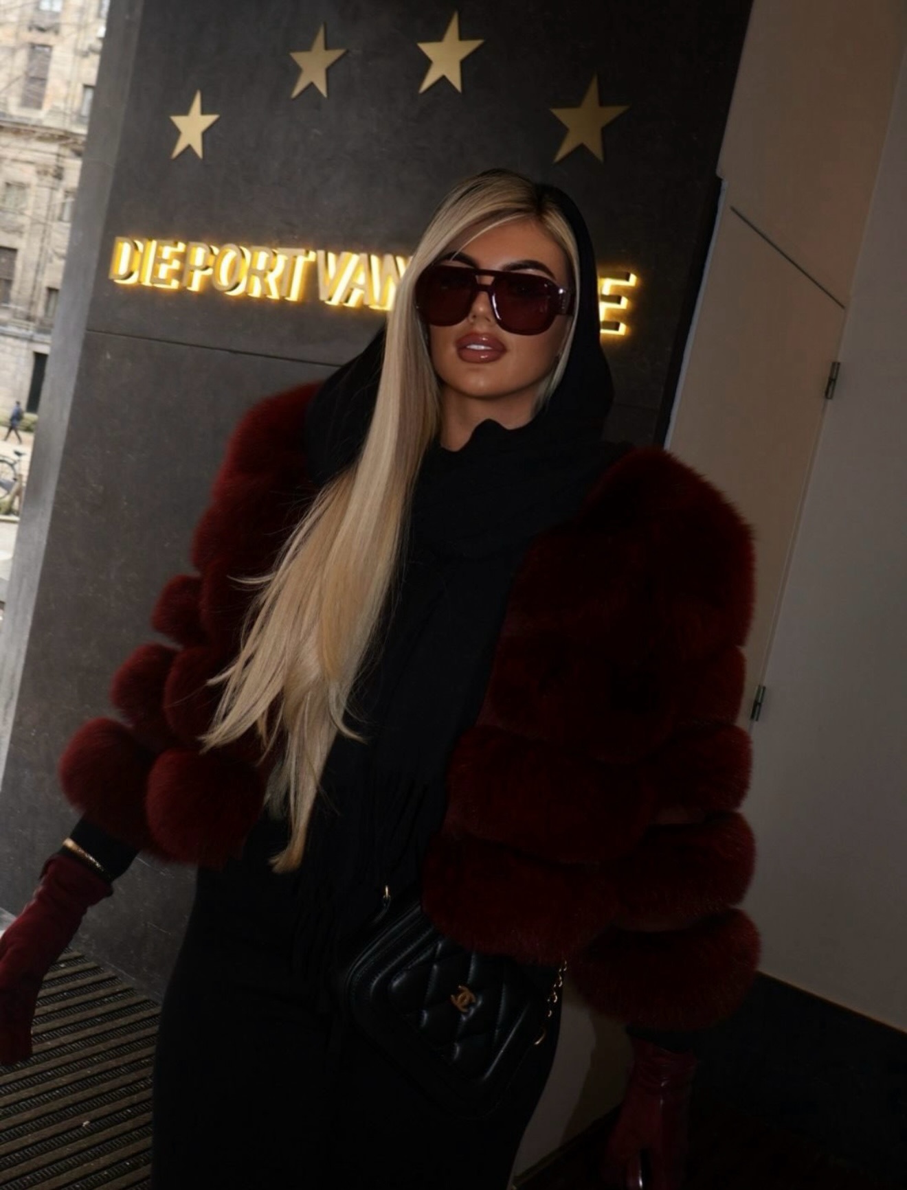 Slayyy @amber_lynchxx 👸🏼
with her 𝘽𝙡𝙪 ´𝘽𝙧𝙤𝙬𝙨 (Ombré Powder Brows)✍🏽👑