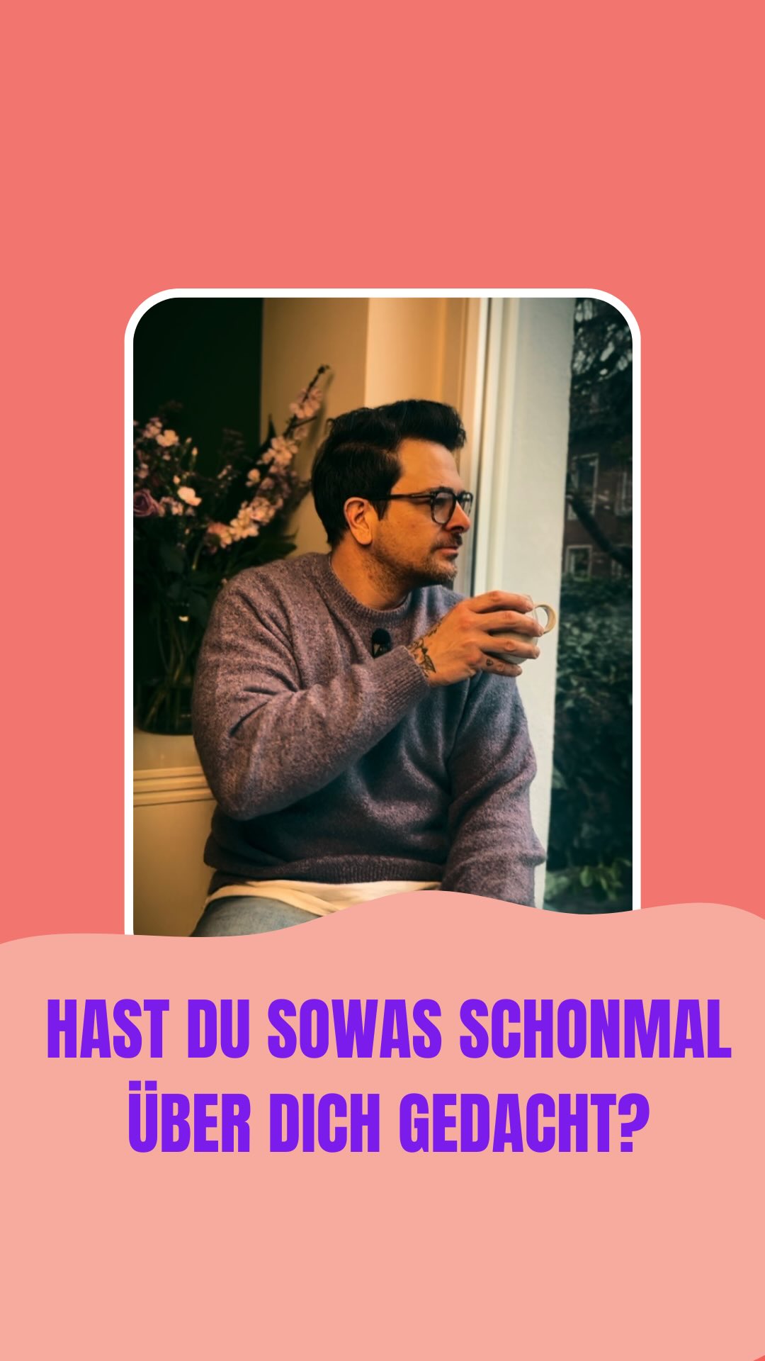 Ich dachte lange, ich bin das Problem.
Ich habe gelesen. Verstanden. Umgesetzt.
Ich habe alles gemacht, was man mir geraten hat.
Und trotzdem… hat sich nichts verändert.
Weißt du, was daran so tückisch ist?
Dass man irgendwann nicht mehr am Zwang zweifelt… sondern an sich selbst.
„Warum klappt das bei mir nicht?“
„Was stimmt nicht mit mir?“
Aber vielleicht liegt es nicht daran, dass du das Problem bist.
Sondern daran, dass dir bisher der richtige Zugang gefehlt hat.
Ein Zugang, der nicht auf Druck basiert.
Sondern auf Verstehen, Geduld und einem anderen Umgang mit dem, was in dir passiert.
Wenn du das kennst, dieses Gefühl, festzustecken, obwohl du dich so bemühst:
Du bist damit nicht allein.
Und du bist nicht „kaputt“.
Wenn du magst, lass uns darüber sprechen.
#zwangsgedanken #ocdverstehen #mentalhealthdeutschland #selbstmitgefühl #zwangsstörung
❤️ Disclaimer
Ich spreche hier aus meiner eigenen Erfahrung mit Zwängen und dem, was mir auf meinem Weg geholfen hat. Das ersetzt keine professionelle Diagnose oder Therapie. Wenn du merkst, dass dich deine Symptome stark belasten oder du unsicher bist, hol dir bitte Unterstützung bei Fachleuten, die dafür ausgebildet sind. Meine Inhalte sollen Orientierung geben, Mut machen und das Gefühl vermitteln, dass du mit all dem nicht alleine bist – sie sind aber keine Behandlung und auch keine Anleitung für therapeutische Entscheidungen.