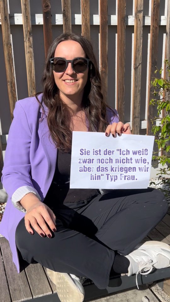 Ein kurzes "Hm.." und dann kommt schon: "Ich habe eine Idee!" 💡😄 Eva-Maria ist wie eine Wundertüte an Ideen und Kreativität.
- Wir haben eine Vorstellung, wissen aber nicht wie man das umsetzt.
- Wir möchten unser Makottchen in Kostüme stecken, aber wie?
- Wir müssen die alte Kampagne in ein neues Layout bringen und überhaupt neu planen.
- Uns fehlt das Budget für Influencer.
- Oh bald ist Ostern, wir würden gern was machen. Nur was?
..alles Anfragen, die wir schon easy gelöst haben 🫠😊 mit Kreativität, Herz und Erfahrung.
#agenturausgefuchst #ausgefuchst #tirolerunternehmerinnen #kreativerkopf #macherin