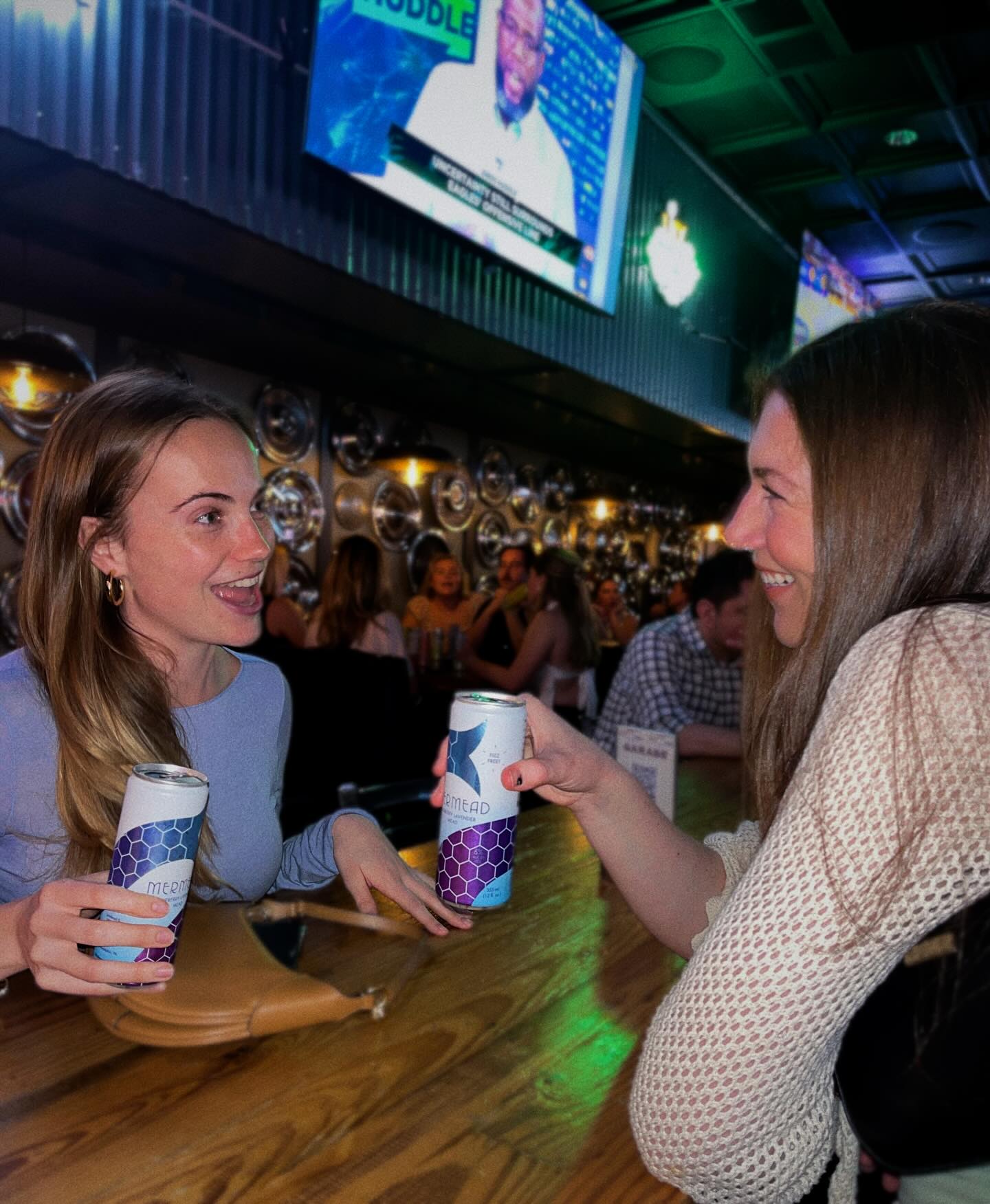 Tea is for spilling, Mermead is for drinking 🫣😏
@garagerittenhouse
#carlsamess #mead #philly #phillybar #newdrink