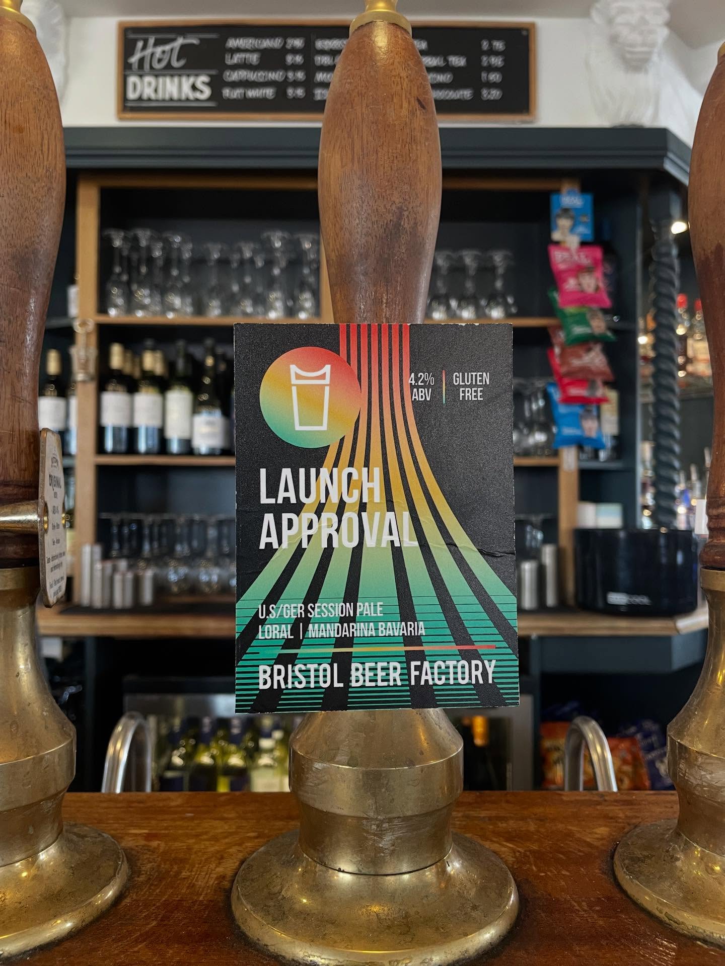 🍺 OUR GUEST ALES THIS WEEK 🍺
- Launch Aproval by @bristolbeerfactory
- Light Work by @lefthandedgiantbrewing
#bristolbeers #bristolpubscene #bristolpubs #bristoldrink #bristolwheretoeat