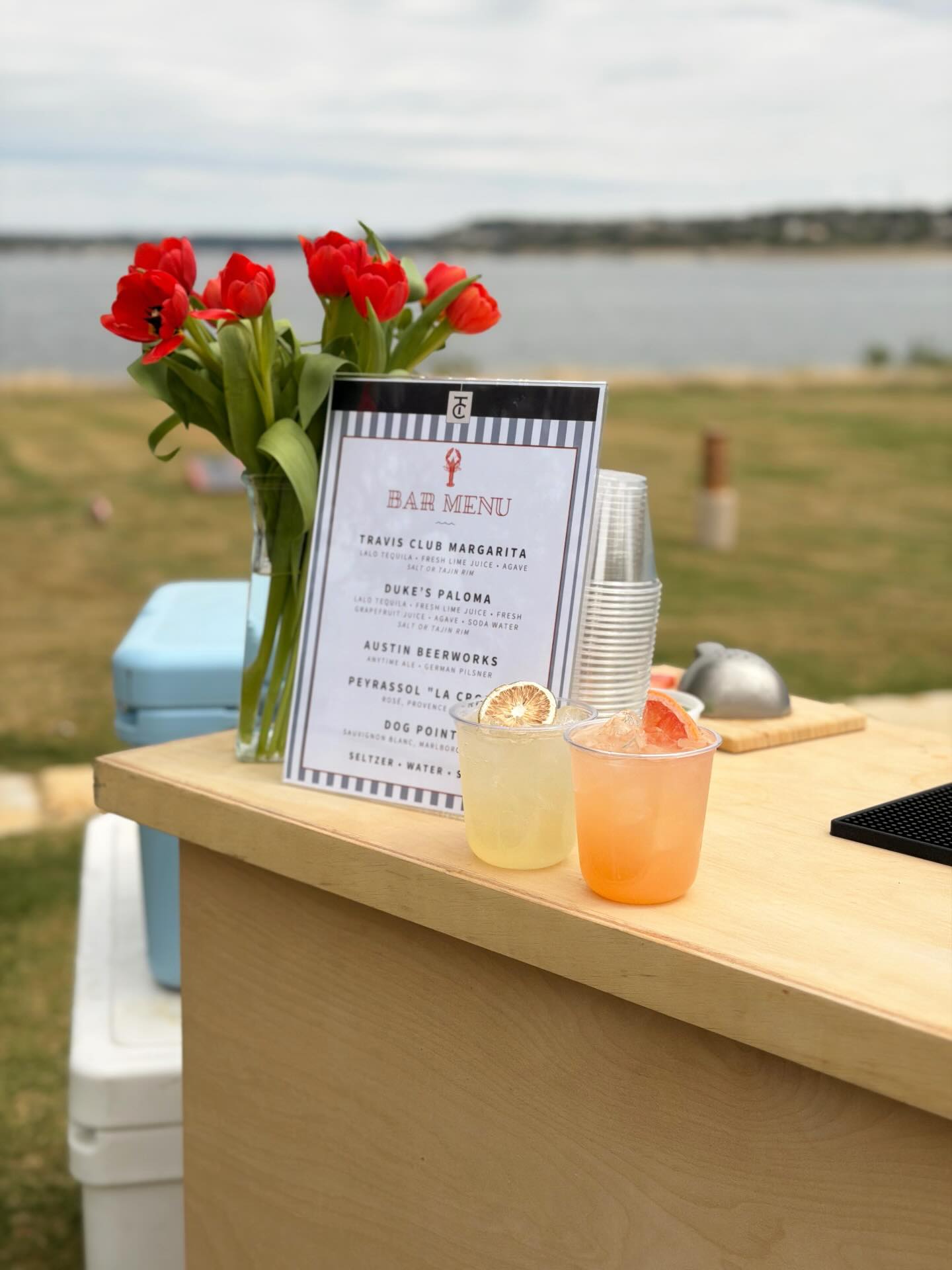 Are you a Margarita or Paloma? There are no wrong answers🍹
#atx #atxevents #taptruck #mobilebar #cocktailsontap