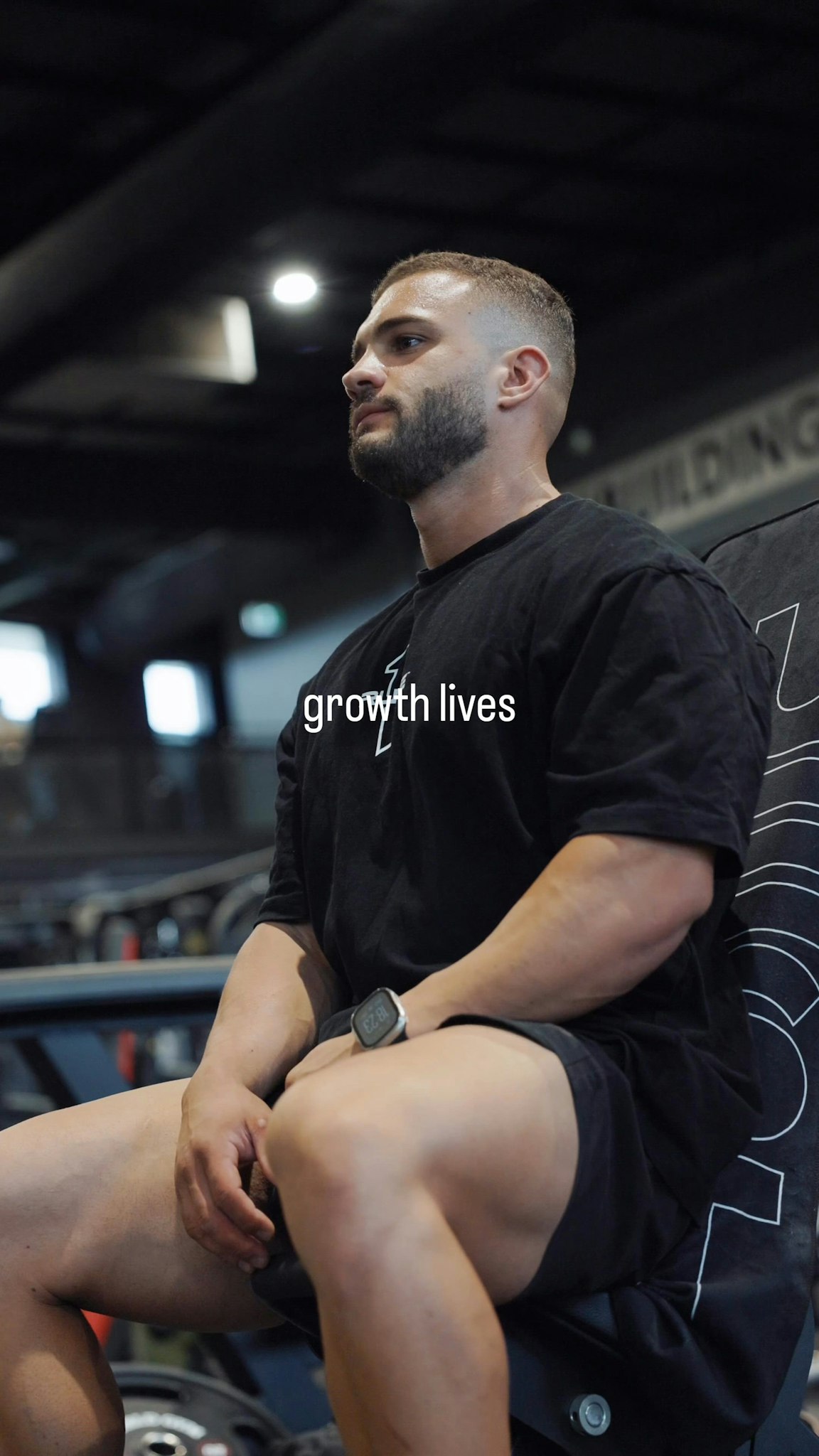 Results don't come without output.
Better input = better output.
#fitness #motivational #cinematography #training #gym #athlete