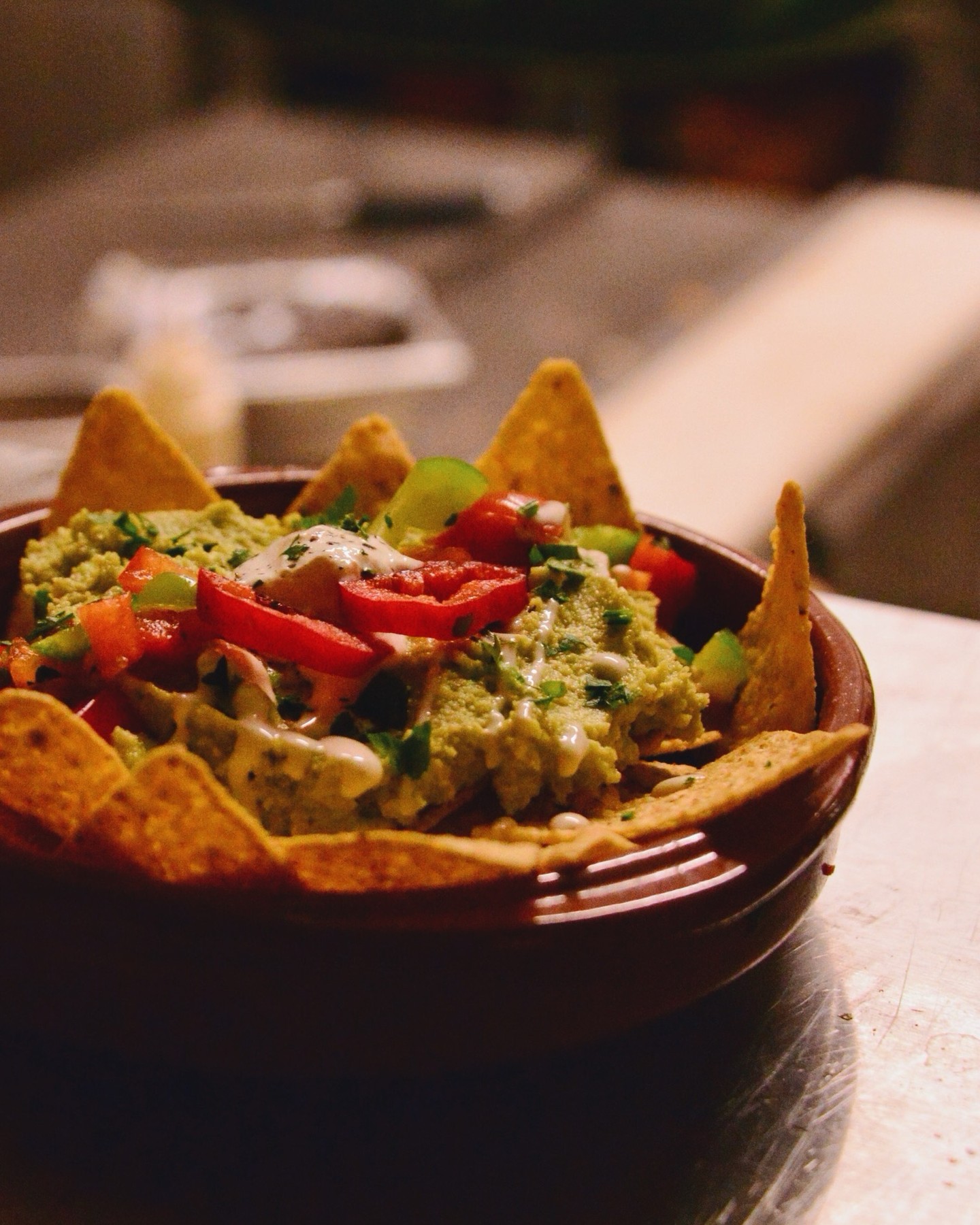 Nachos this good should be illegal. Crisp, crunchy and ready to disappear fasttt!
#HolyGuacamole #SharingOptional #NoJudgement
