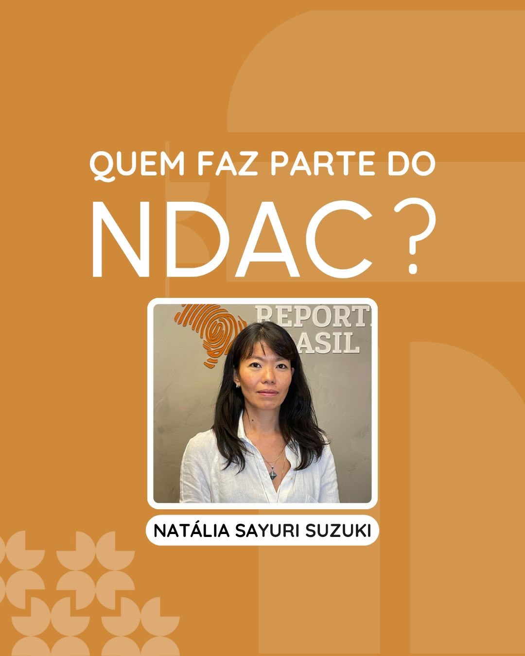 🌟 Conheça as pesquisadoras e pesquisadores do NDAC 🌟
Hoje é dia de apresentar a Natália Sayuri Suzuki, integrante do Núcleo de Democracia e Ação Coletiva (NDAC). Doutora e mestre em Ciência Política, Natália é atualmente pesquisadora de pós-doutorado no Centro Brasileiro de Análise e Planejamento (CEBRAP) e gerente da área de Educação e Políticas Públicas da ONG Repórter Brasil.
👉 Acompanhe nossos posts e visite nosso site para saber mais sobre as pesquisadoras do NDAC