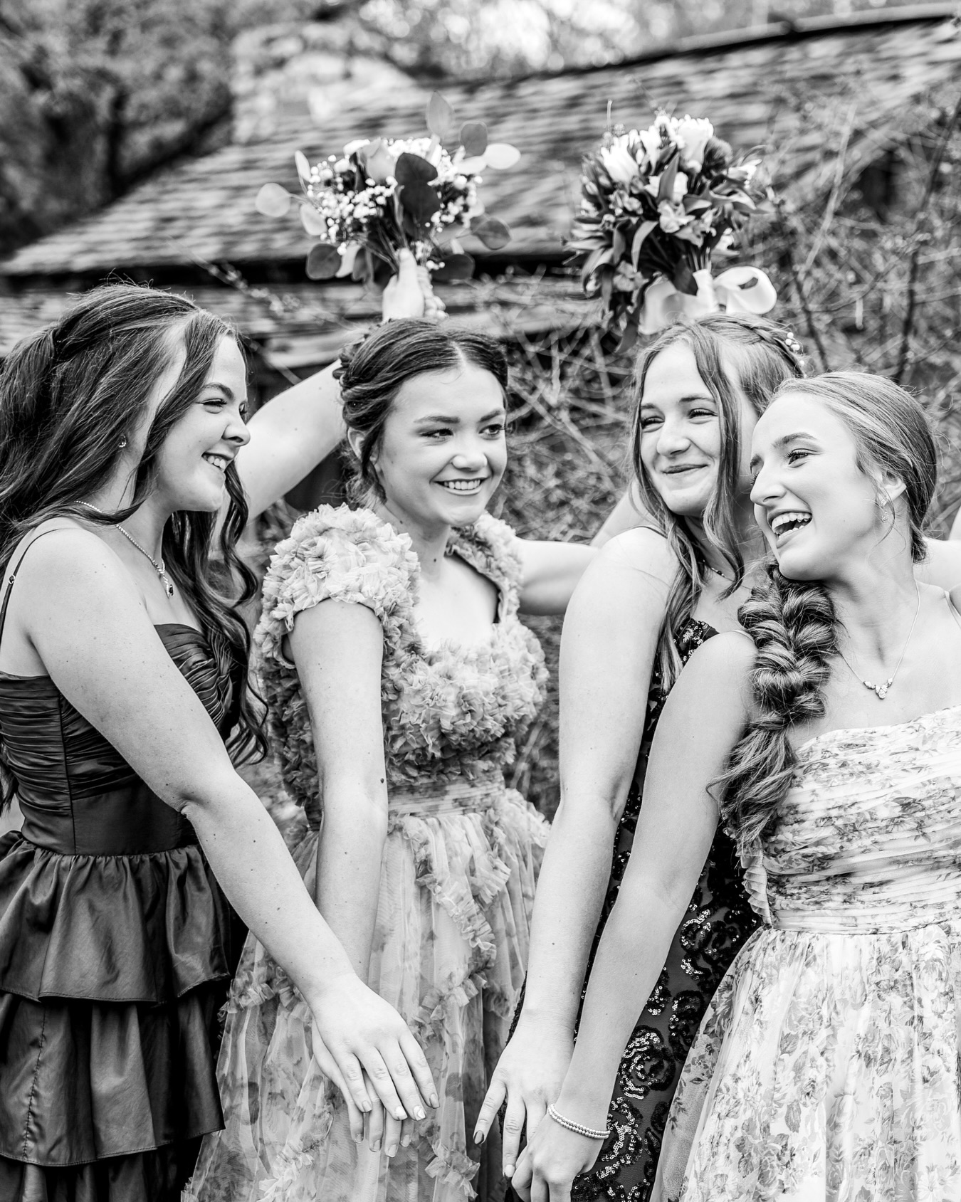 All dressed up with somewhere to go 💐💐