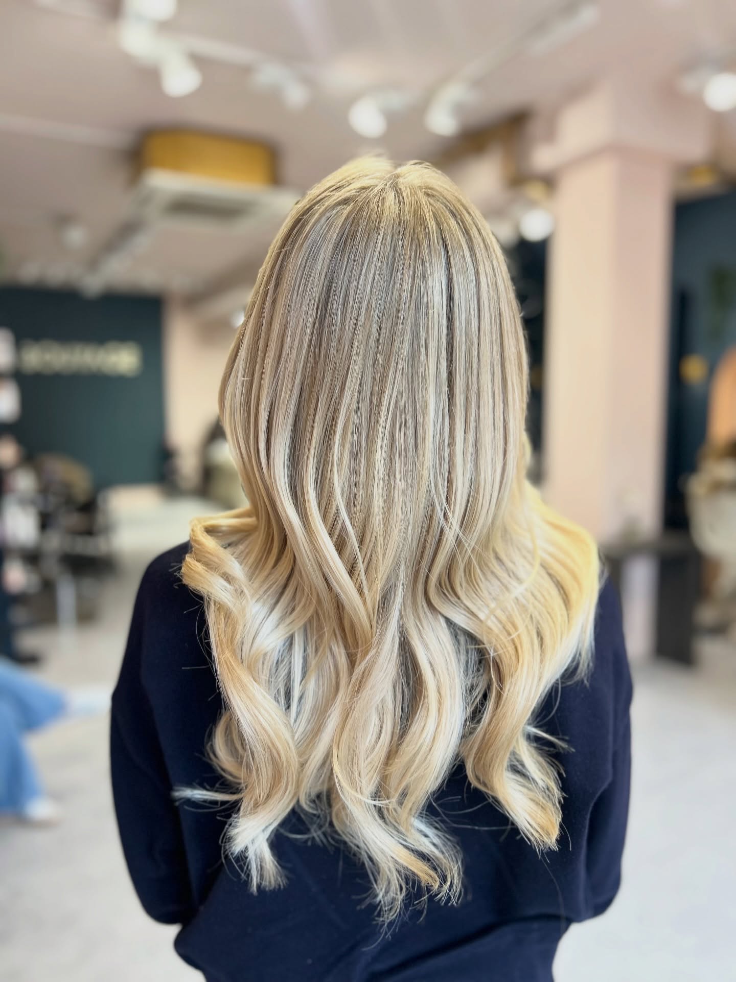 ✨ THE TRANSFORMATION ✨
From lifeless lengths to effortless, glossy blonde 🤍
At BOUYAGE, we don’t just “do hair” — we create looks that elevate you.
Think bespoke colour, seamless blending, and that signature finish that grows out beautifully.
This is your reminder…
Your hair should feel as expensive as your lifestyle.
✔️ Tailored colour placement
✔️ Healthy, high-shine finish
✔️ Designed to last, not just for today
Because good hair isn’t a luxury — it’s your standard.
Ready for your transformation?
Tap the link in bio to book ✨
#BOUYAGE #HairTransformation #BalayageSpecialist #LuxuryHair #HealthyHairFirst HairGoals