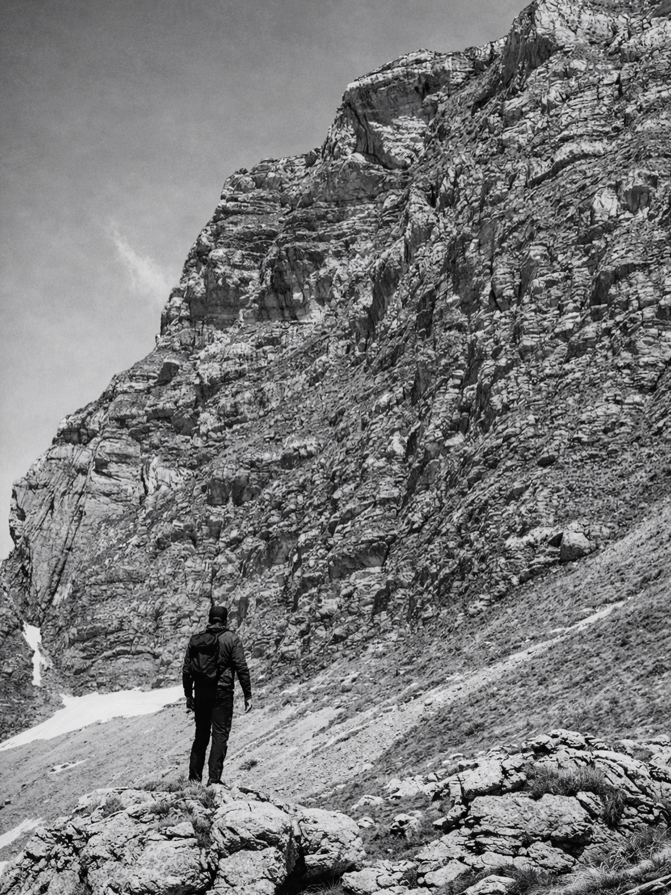 Solitude doesn’t make you clear.
It makes you certain.
And certainty—unchecked—is dangerous.
Out here, it feels like truth.
No noise. No friction. No one questioning you.
Just your thoughts… echoing back as if they’re right.
I’ve seen where that leads.
And sometimes the cost is permanent.
People don’t drift because they’re weak.
They drift because nothing is pushing against them.
No resistance. No correction. No reality check.
So they mistake isolation for clarity—
and conviction for truth.
Solitude is a tool. Nothing more.
Use it to think.
Then step back into friction.
Because if your thinking can’t survive challenge,
it was never strong to begin with.
#Leadership #DecisionMaking #Resilience #MentalClarity #mountains