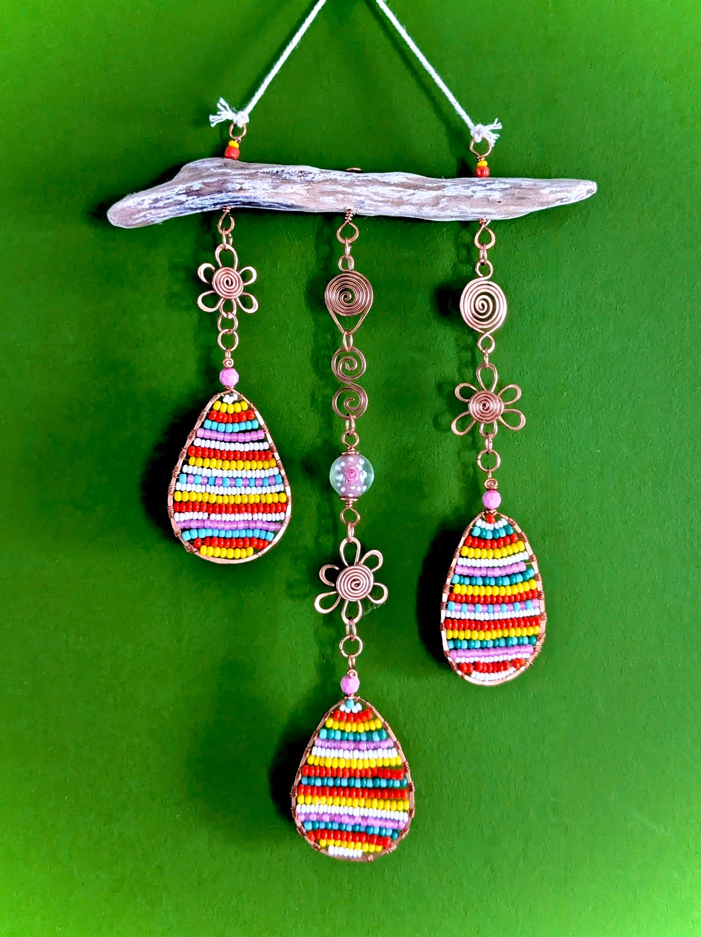 Here's another Easter craft idea to hang the house 🐣 ❤️ 💛 🧡