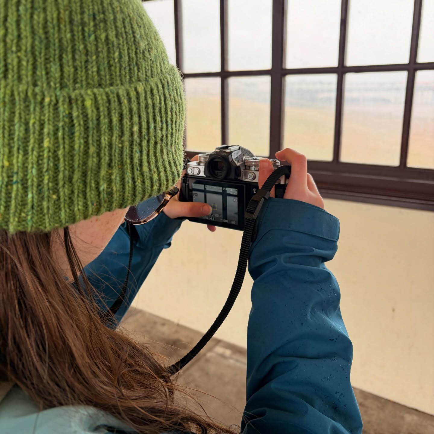 Had the best time delivering two digital camera workshops yesterday - with T in the morning and with A + T in the afternoon. Showing people the wonders of photography, both analogue and digital, means the world to me! We had a lovely time exploring slow shutter speed and creating ” light paintings “ with flowers, slow shutter speeds and moving the camera 180 degrees during exposure. Swipe to the last slide to see an example!
