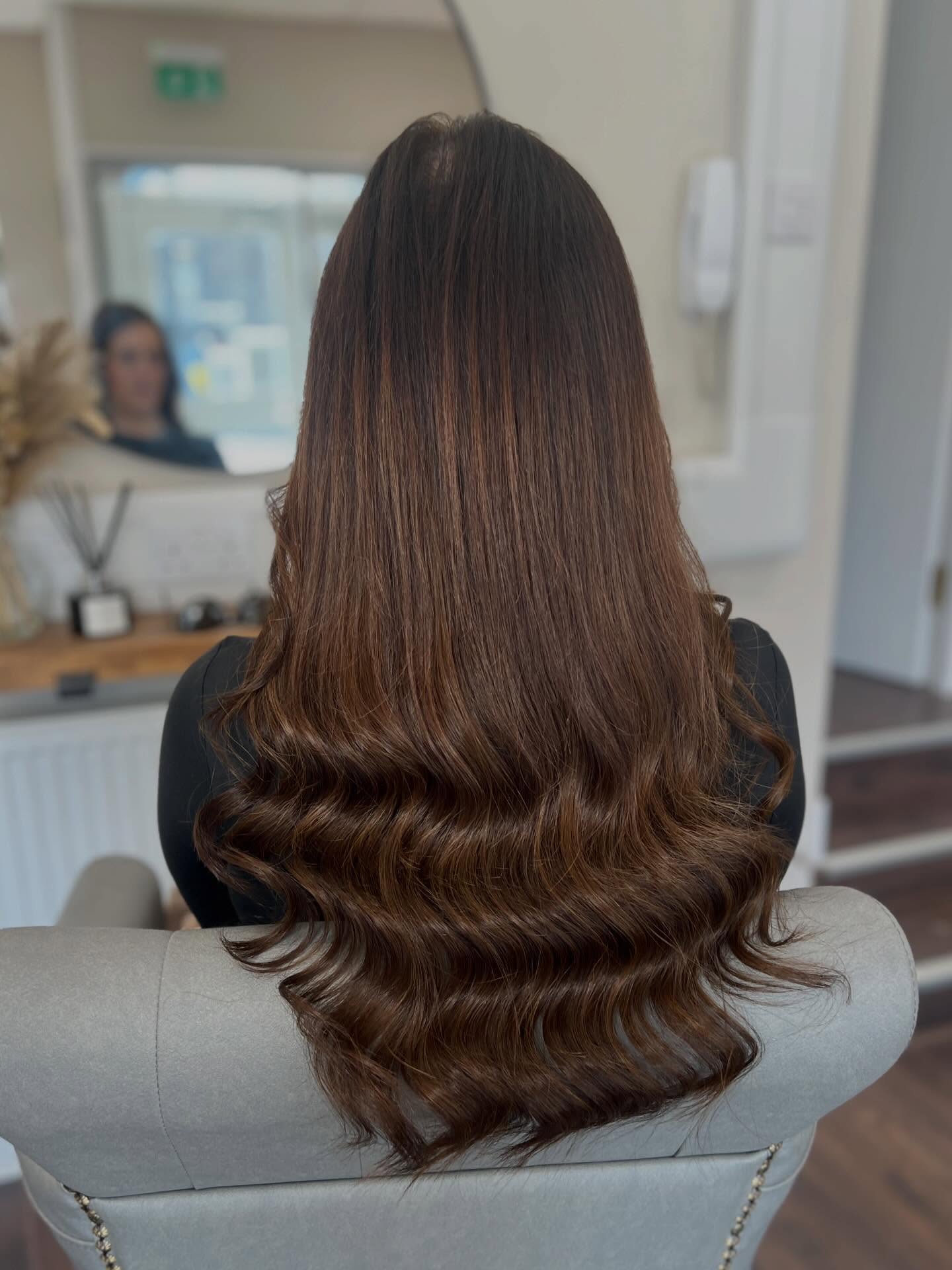 F R E S H 👌🏼
#hairextensions #remicahet #remicachetsuperstylist #awardwinninghairsalon