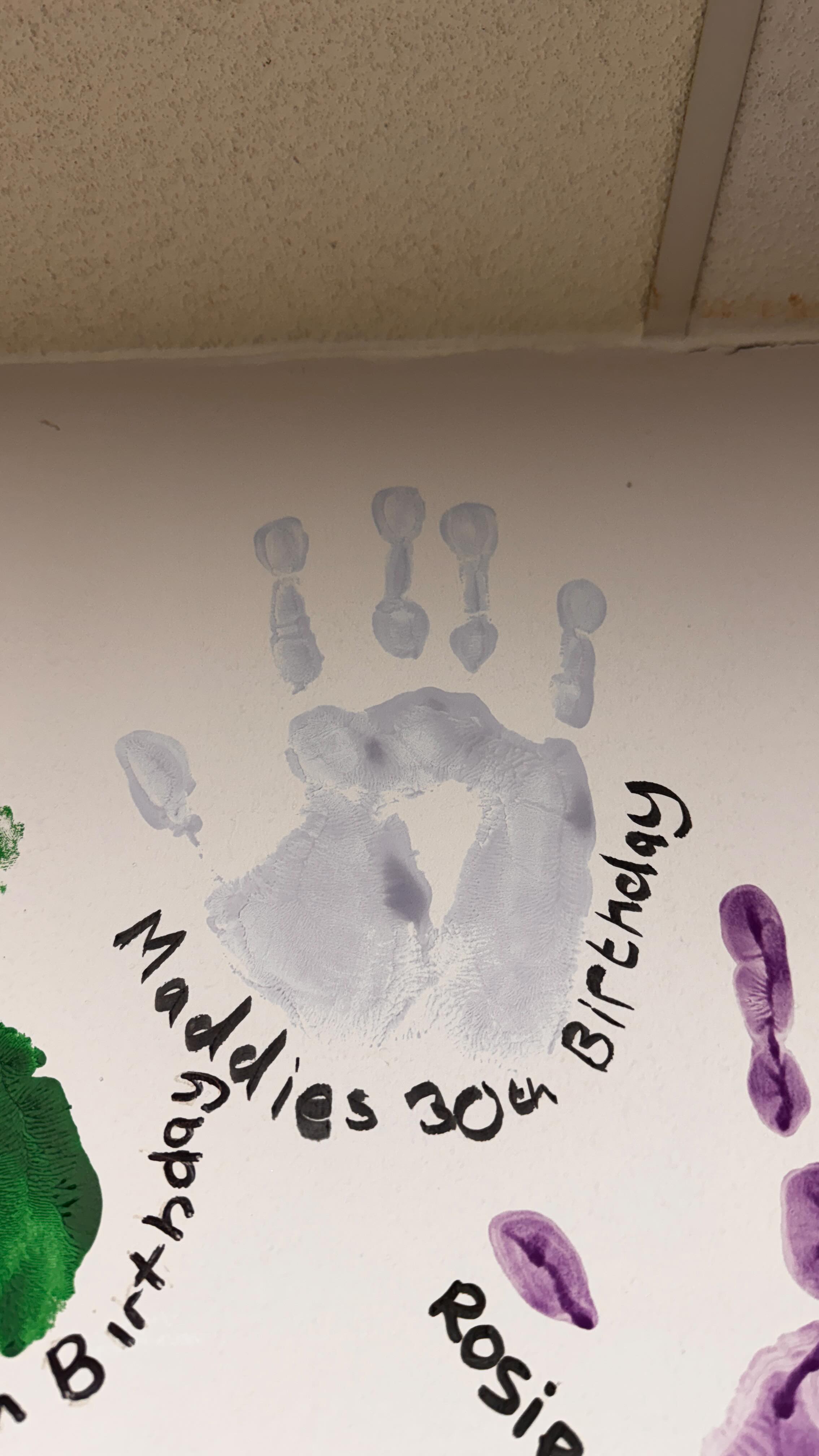 🎉 Surprise 30th for Maddie 🎉
It’s a 10/10 Friday night vibe for Luke.
Beers 🍻
Rosé 🍷
Curry 🍛
Pottery painting 🎨
…and a whole lot of laughter ❤️
The perfect mix for a night of catching up, getting creative, and celebrating with friends.
Our private studio hire creates the perfect space to relax, have fun, and make something truly personal to take home.
https://www.topofthepots.co.uk/private-parties
✨ What will you paint next?
#PotteryPainting #BirthdayCelebration #CreativeNights #Berkshire #privateparty