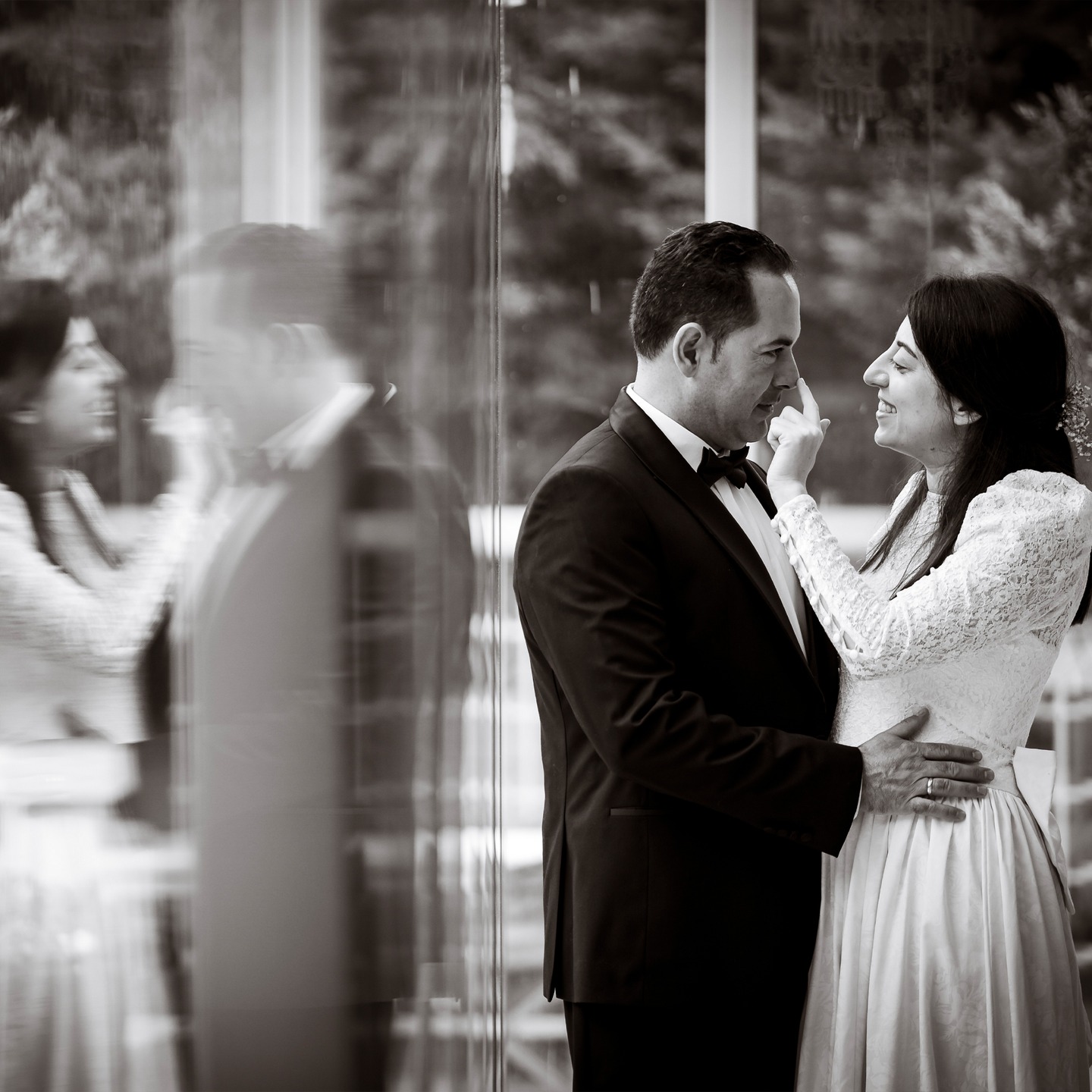 Αλλά κι εσείς, ο καθένας ν’ αγαπάει τη γυναίκα του όπως αγαπάει τον εαυτό του, και η γυναίκα να σέβεται τον άντρα της. - ΠΡΟΣ ΕΦΕΣΙΟΥΣ 5.33
#groom #couple #bnw #bnwwedding #weddingphotography #reborn #christianity